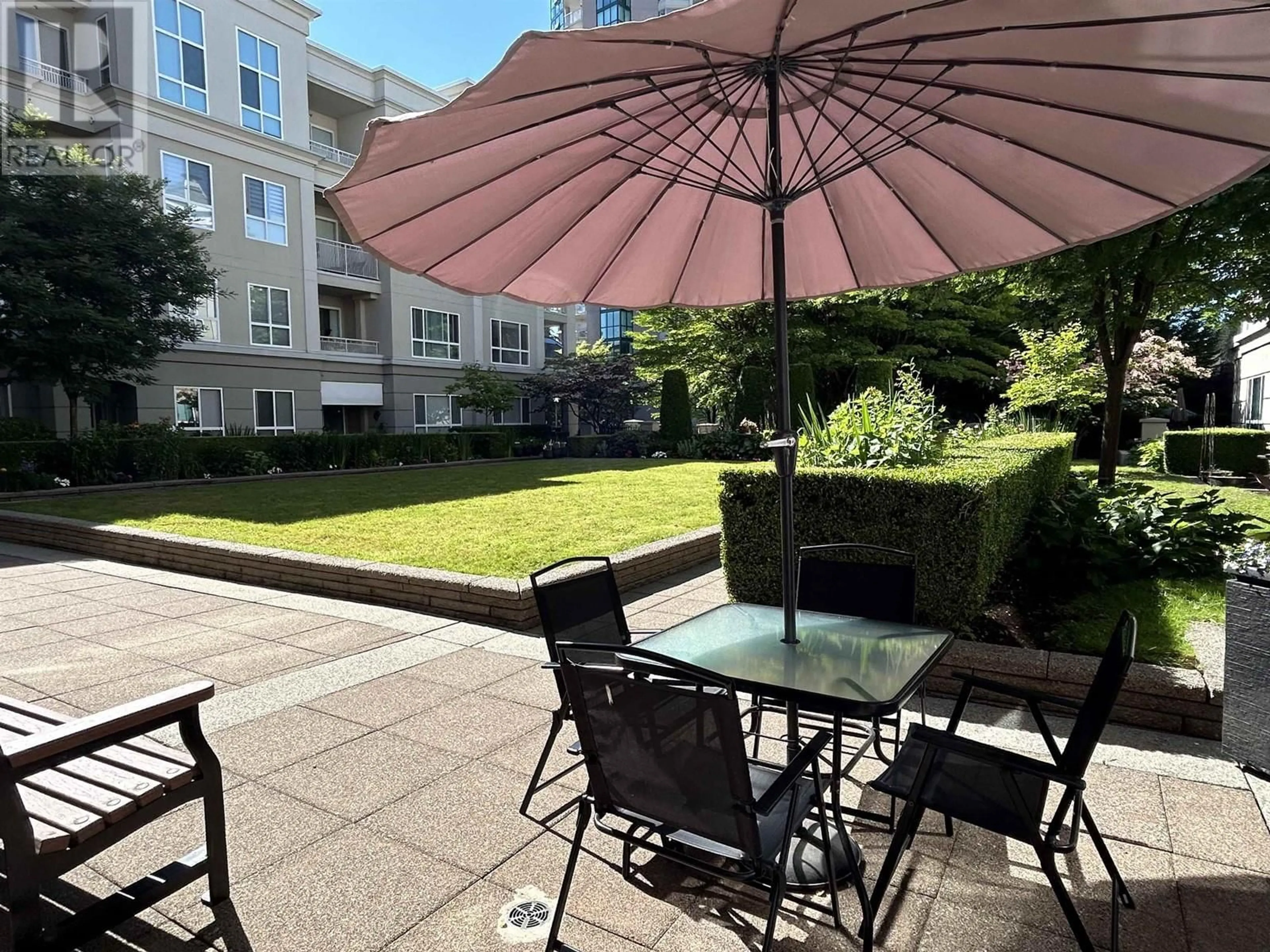 Patio, unknown for 225 - 3098 GUILDFORD WAY, Coquitlam British Columbia V3B7W8