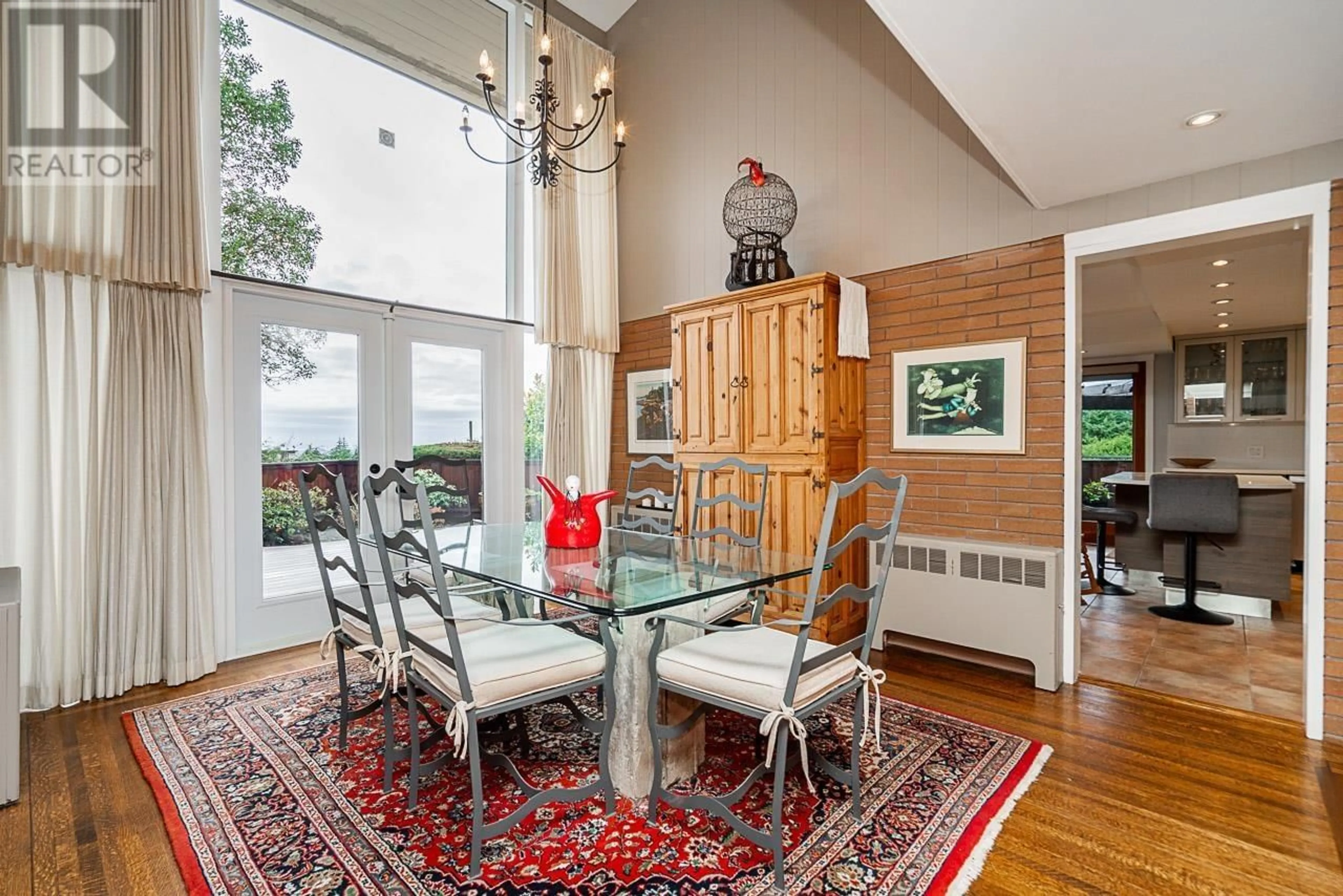 Dining room, wood floors, cottage for 437 DELMAR COURT, North Vancouver British Columbia V7N3G4