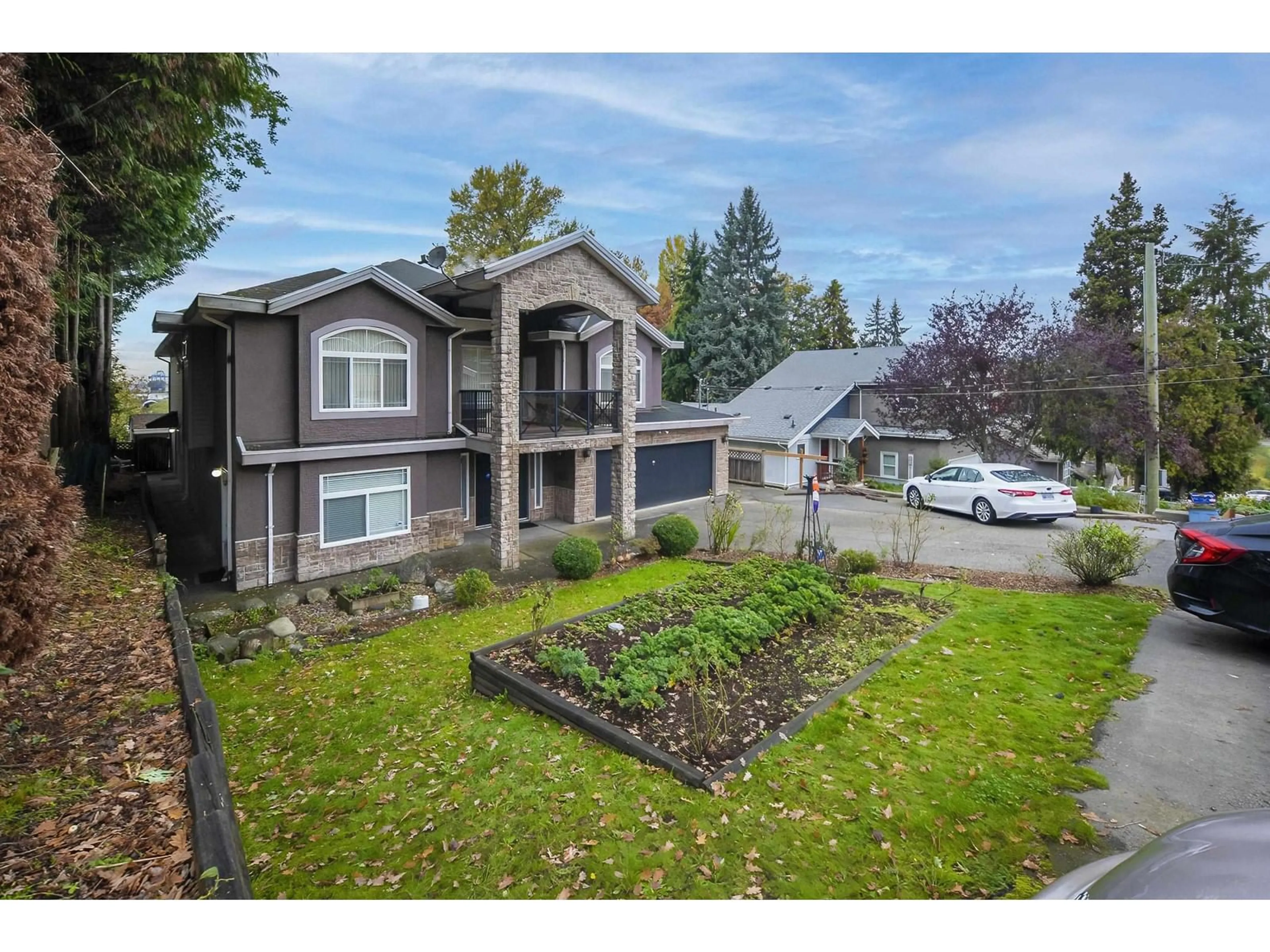 Frontside or backside of a home, the fenced backyard for 10229 122 STREET, Surrey British Columbia V3V4N1