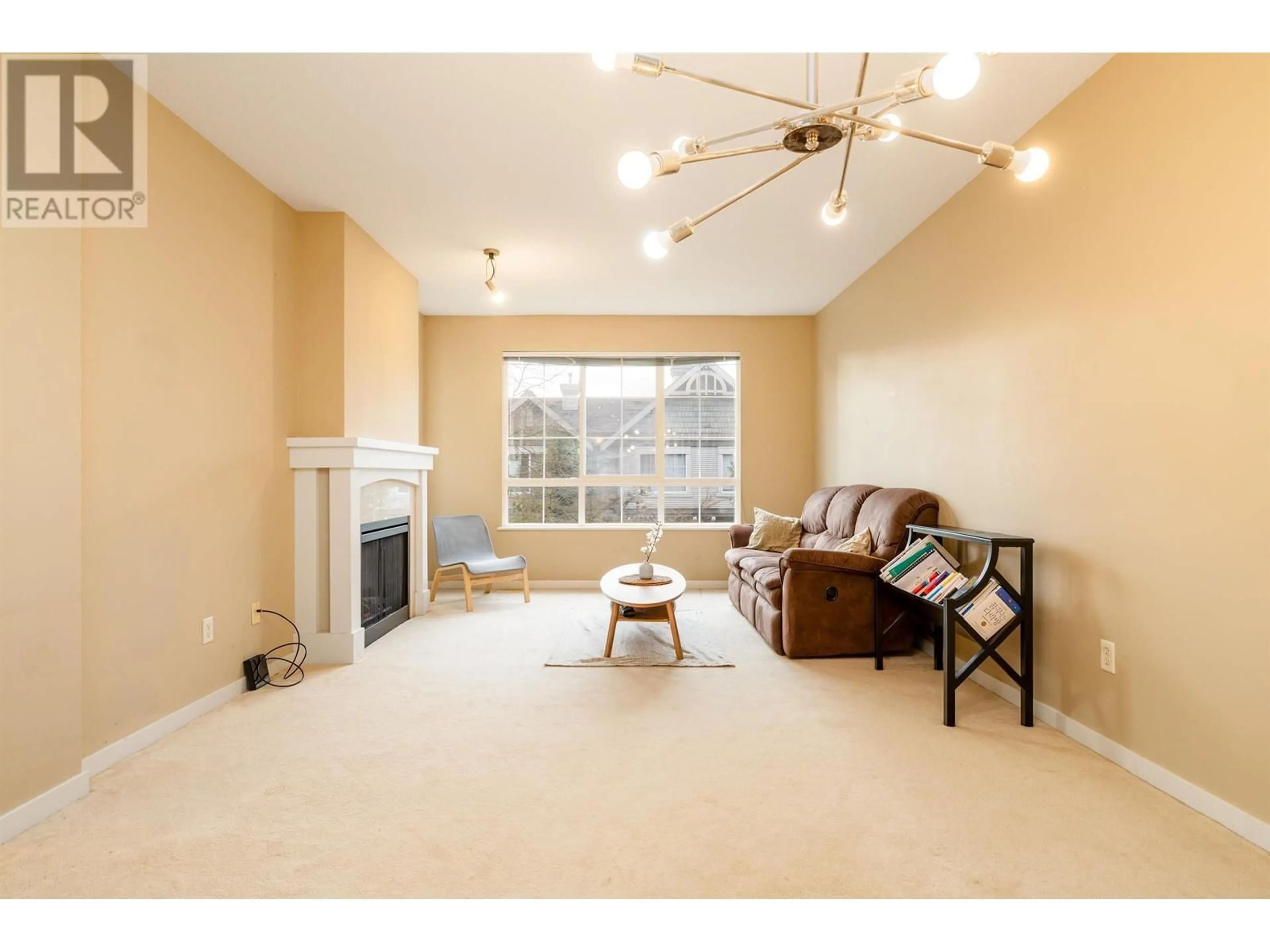 Living room, carpet floors for 52 2978 WHISPER WAY, Coquitlam British Columbia V3E3R8