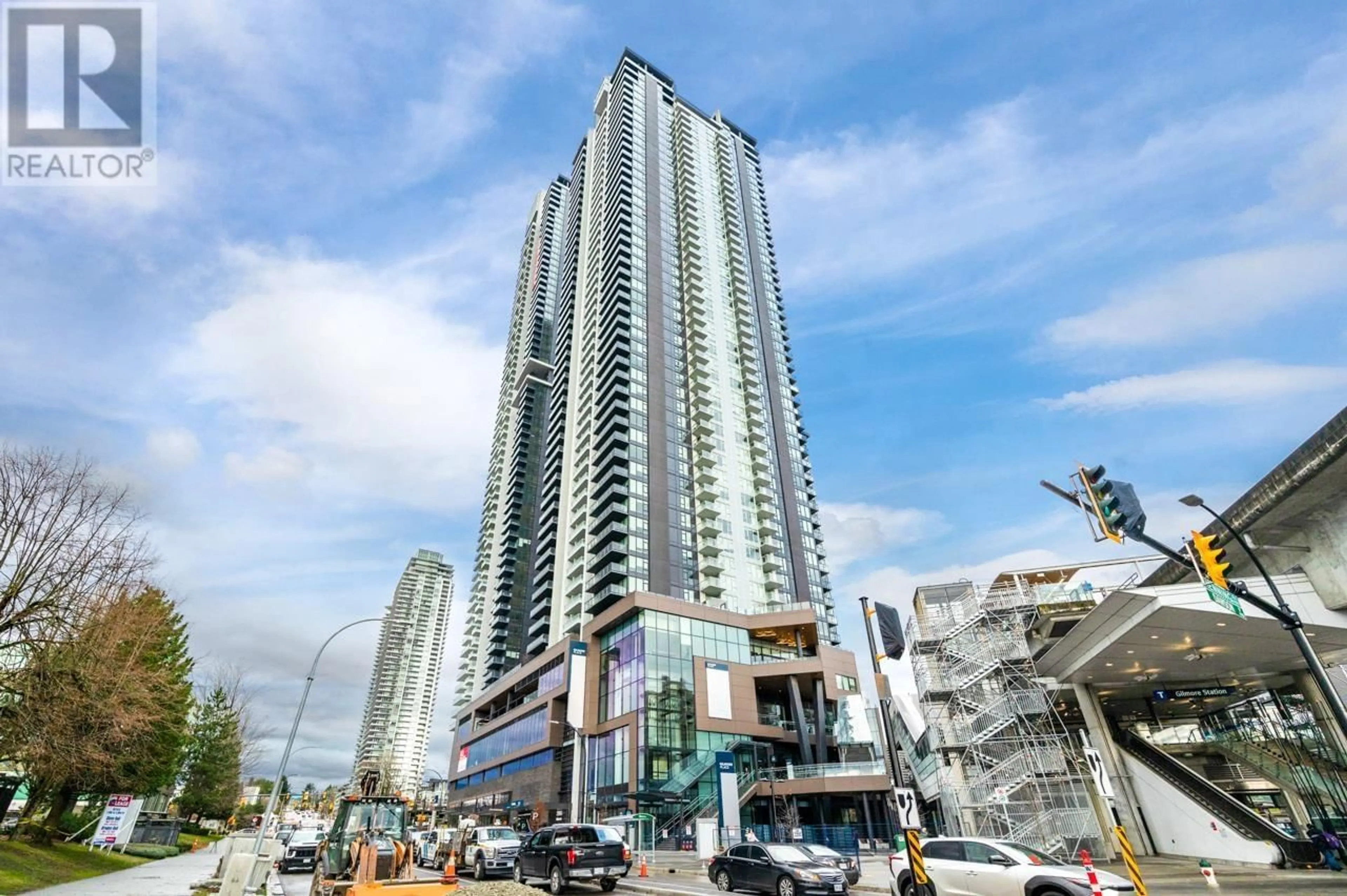 A pic from exterior of the house or condo, the view of city buildings for 1011 2186 GILMORE AVENUE, Burnaby British Columbia V5C0N7