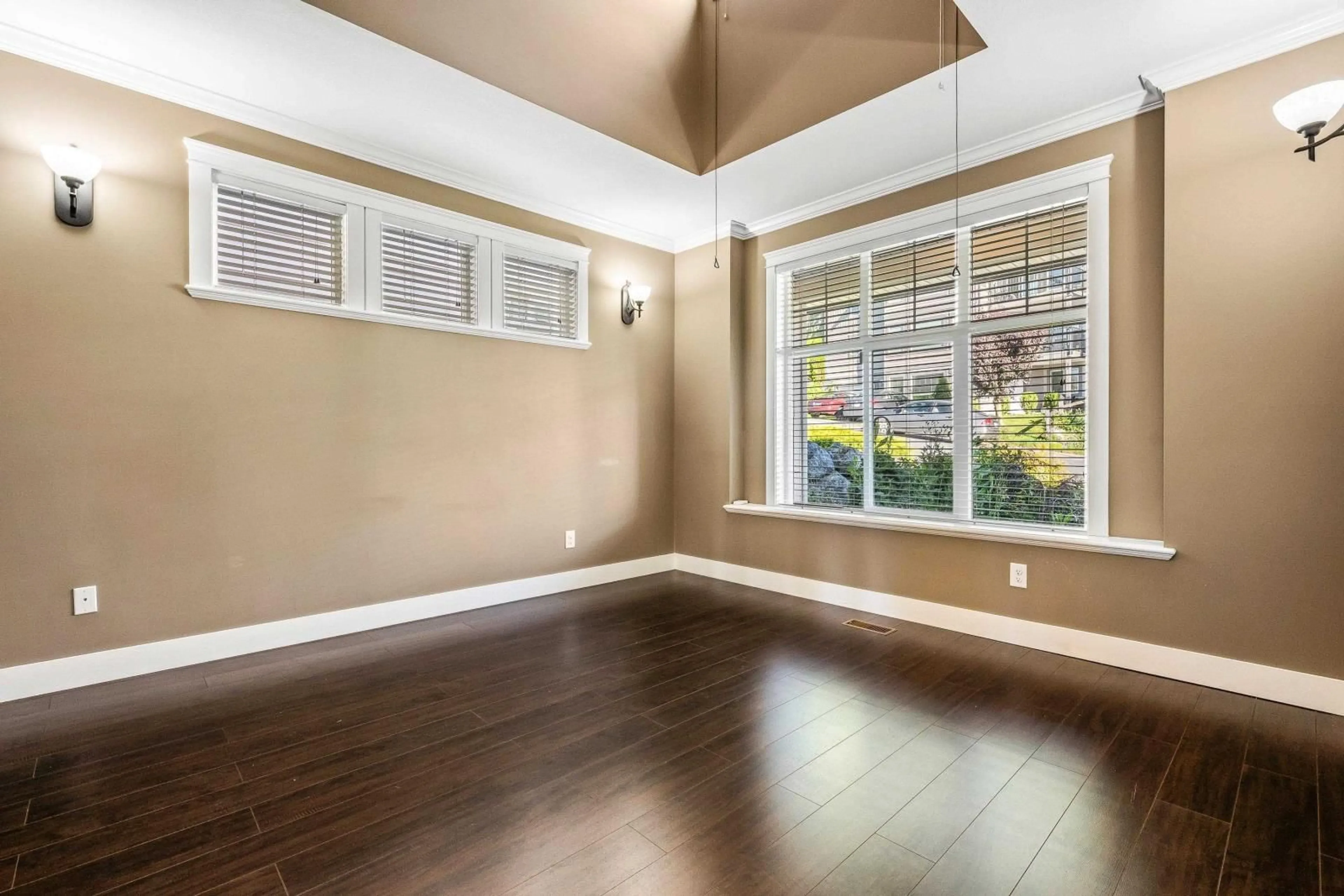 A pic of a room, wood floors for 47267 SKYLINE DRIVE, Chilliwack British Columbia V2R0R4