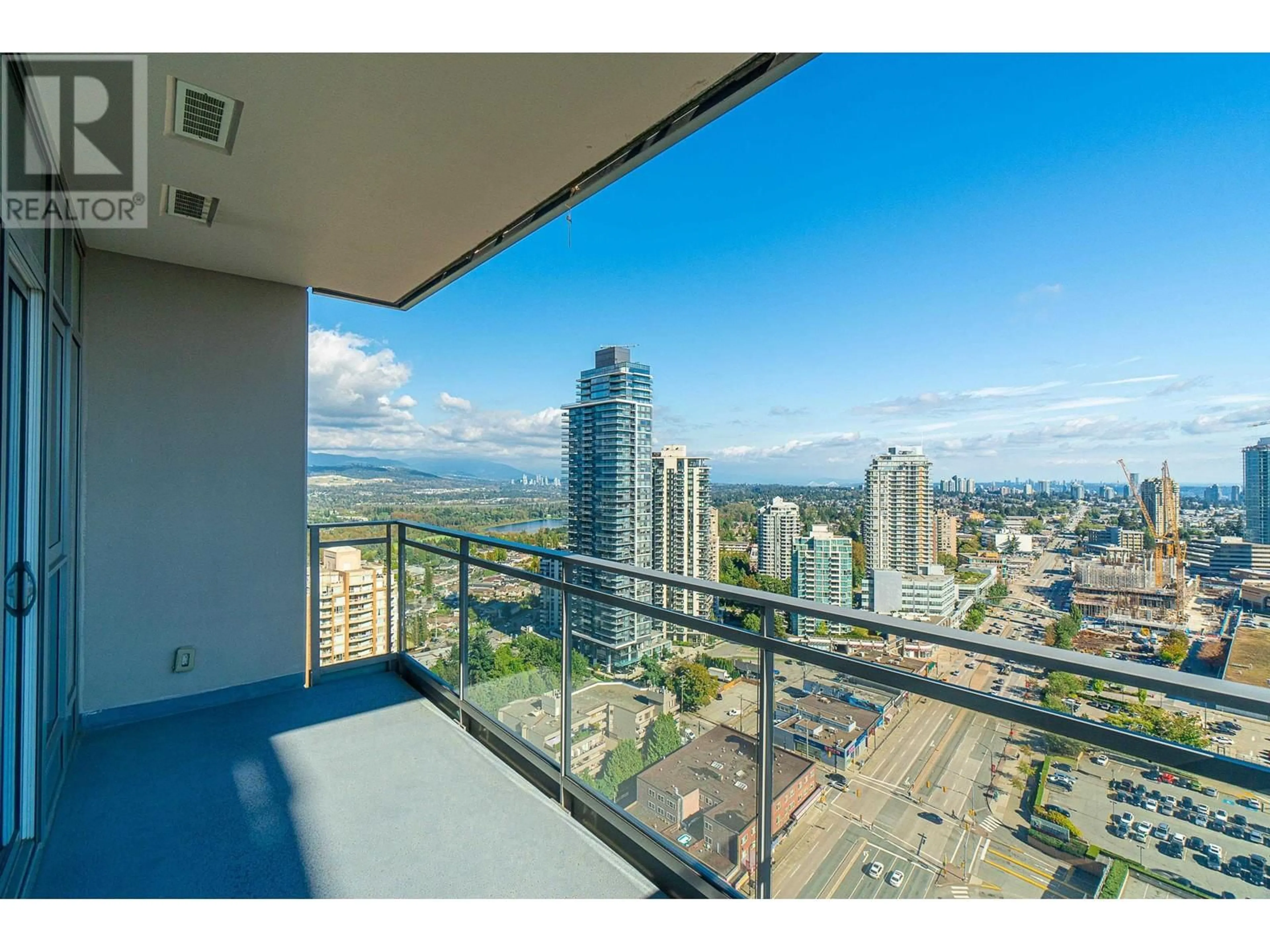 A pic from exterior of the house or condo, the view of city buildings for 3008 4688 KINGSWAY, Burnaby British Columbia V5H0E9