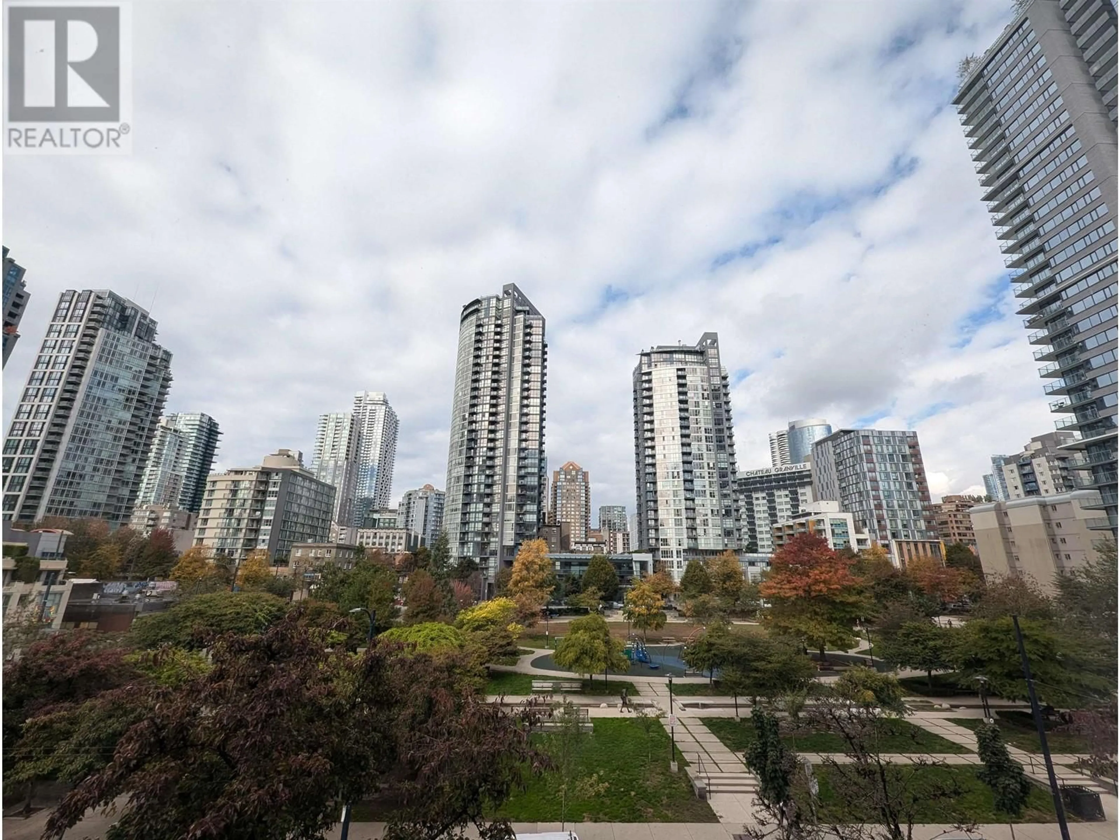 A pic from exterior of the house or condo, the view of city buildings for 309 1188 RICHARDS STREET, Vancouver British Columbia V6B3E6