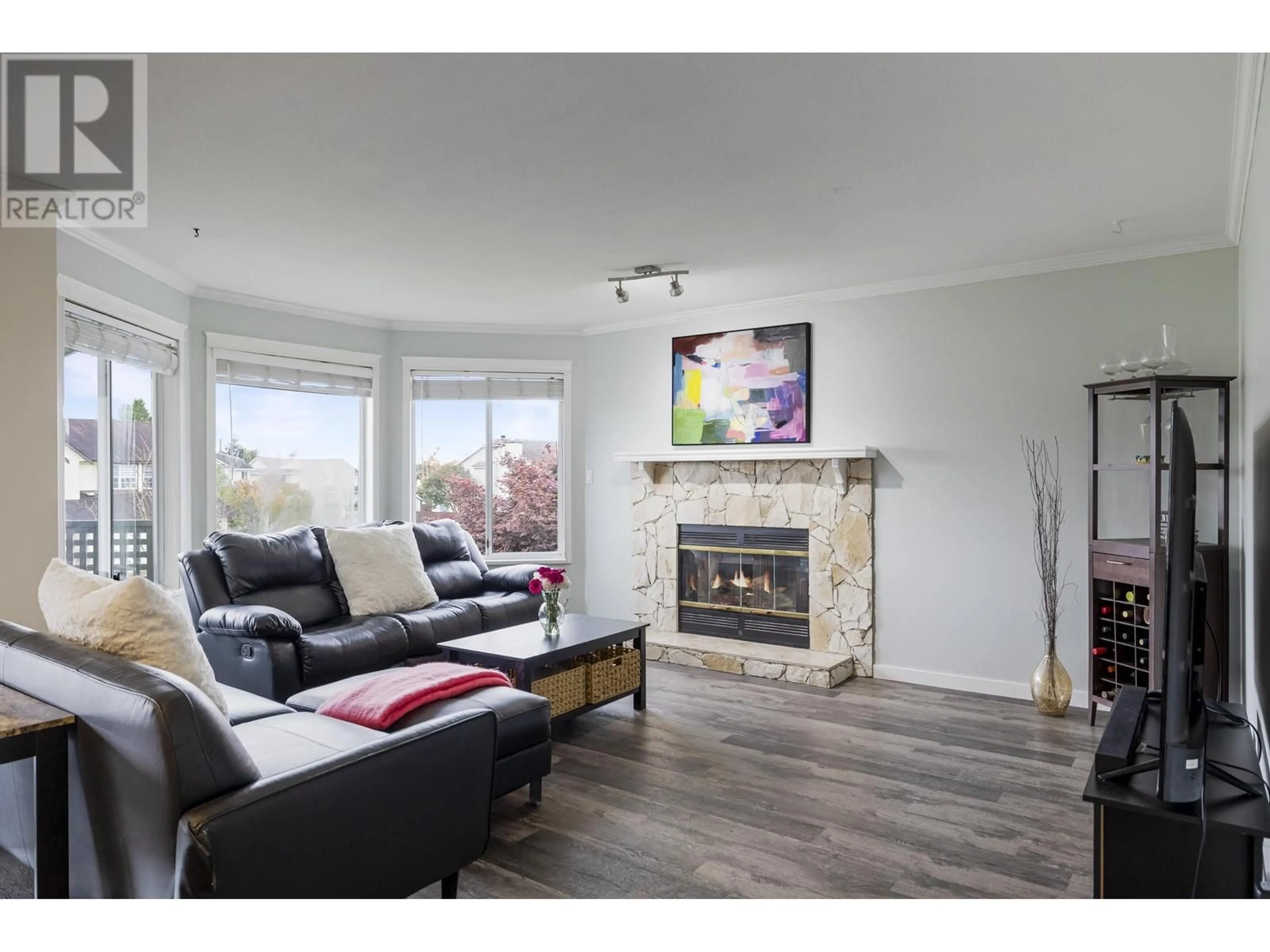 Living room, wood floors for 18861 121B AVENUE, Pitt Meadows British Columbia V3Y2K7