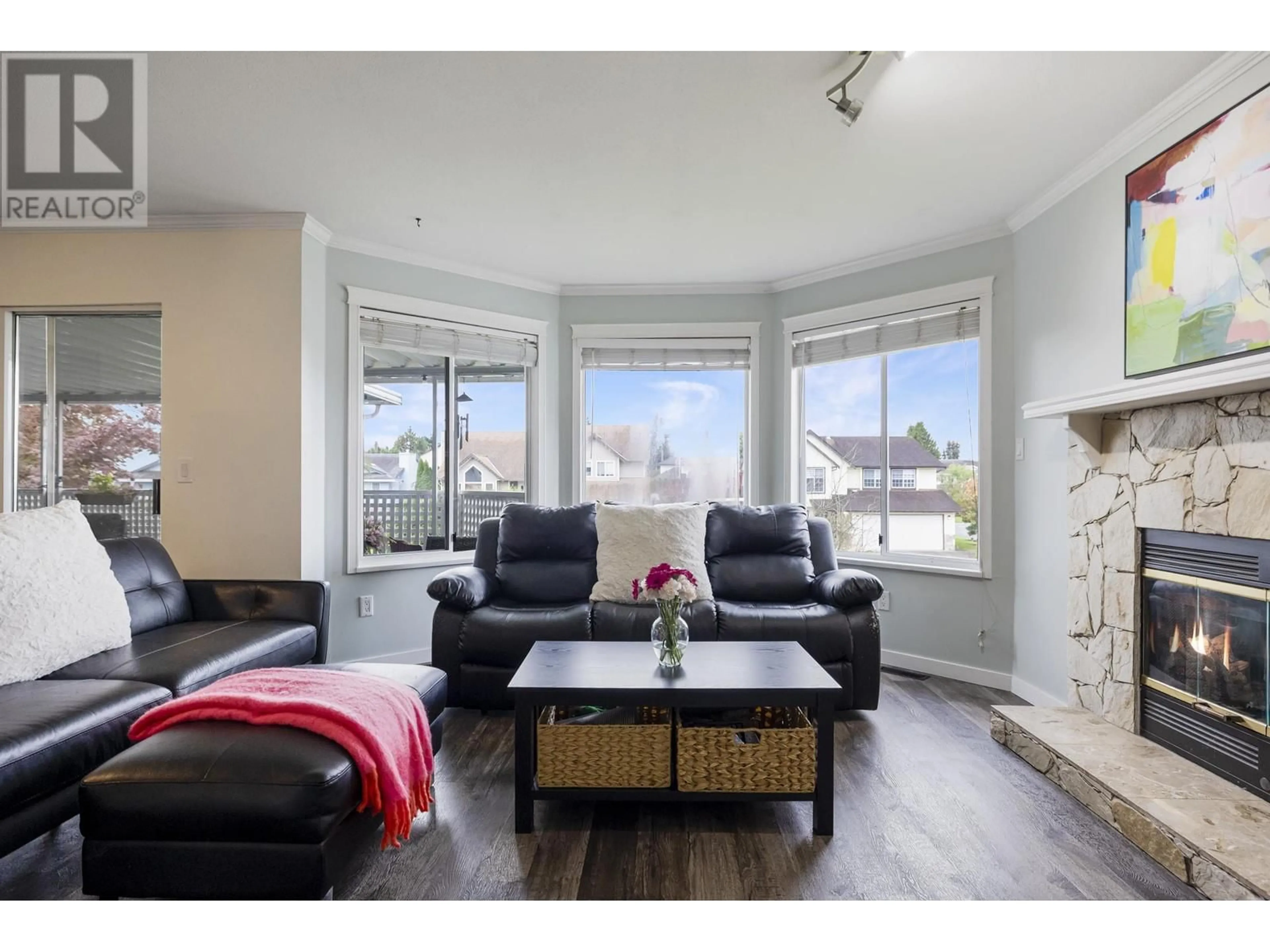 Living room, wood floors for 18861 121B AVENUE, Pitt Meadows British Columbia V3Y2K7