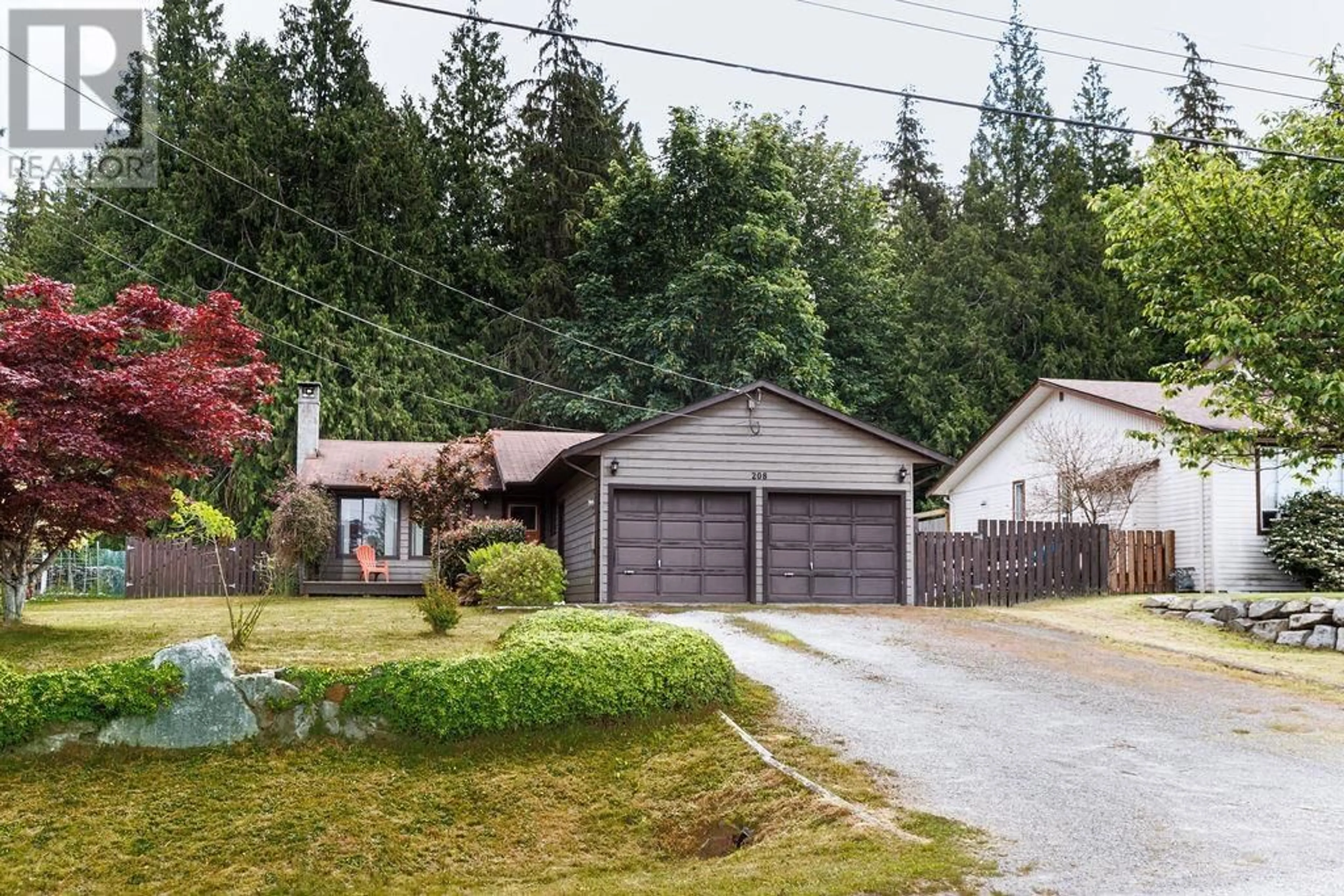 Frontside or backside of a home, cottage for 208 GRANDVIEW HEIGHTS ROAD, Gibsons British Columbia V0N1V3