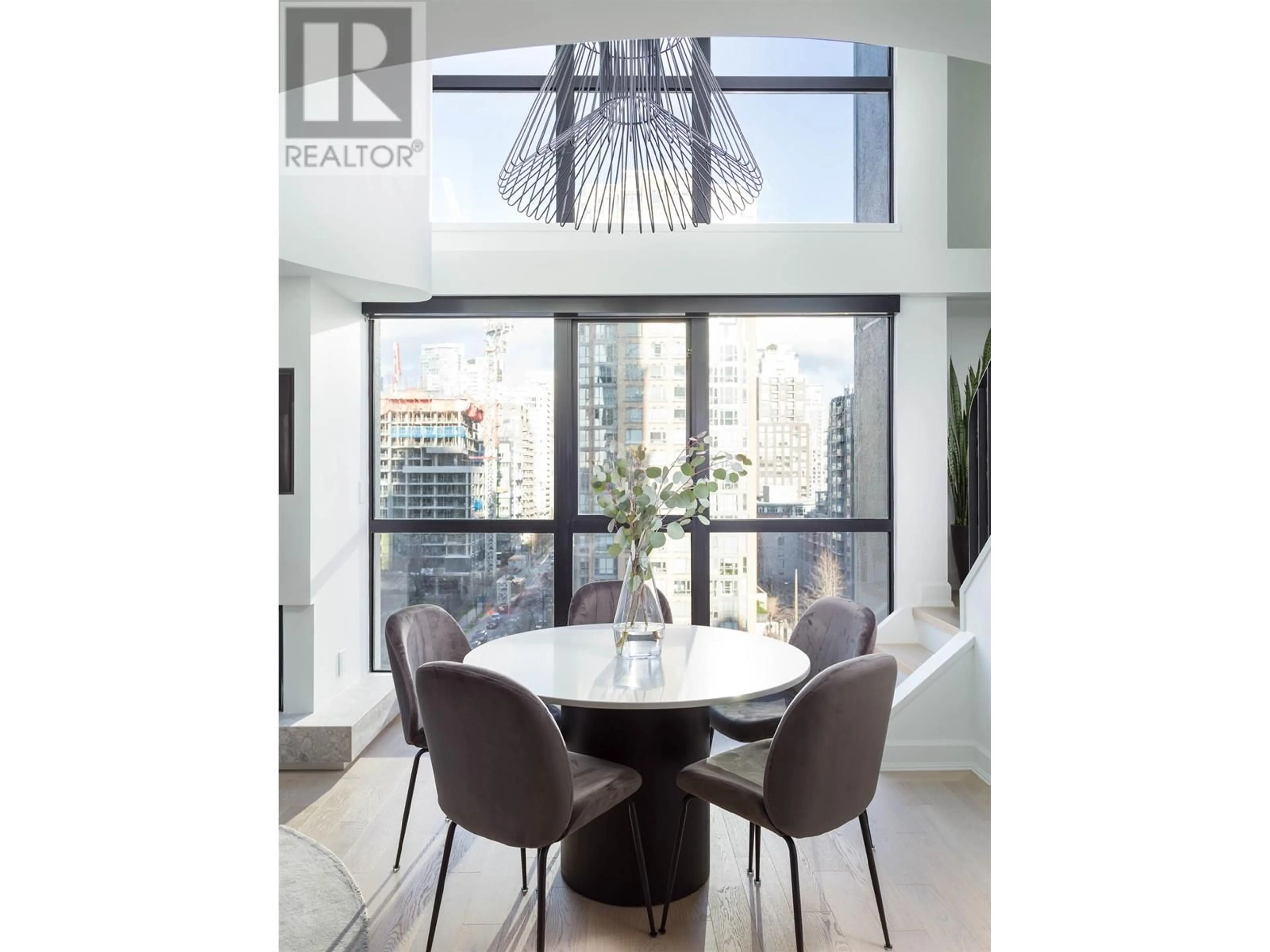 Dining room, wood floors for 1005 1238 RICHARDS STREET, Vancouver British Columbia V6B6M6