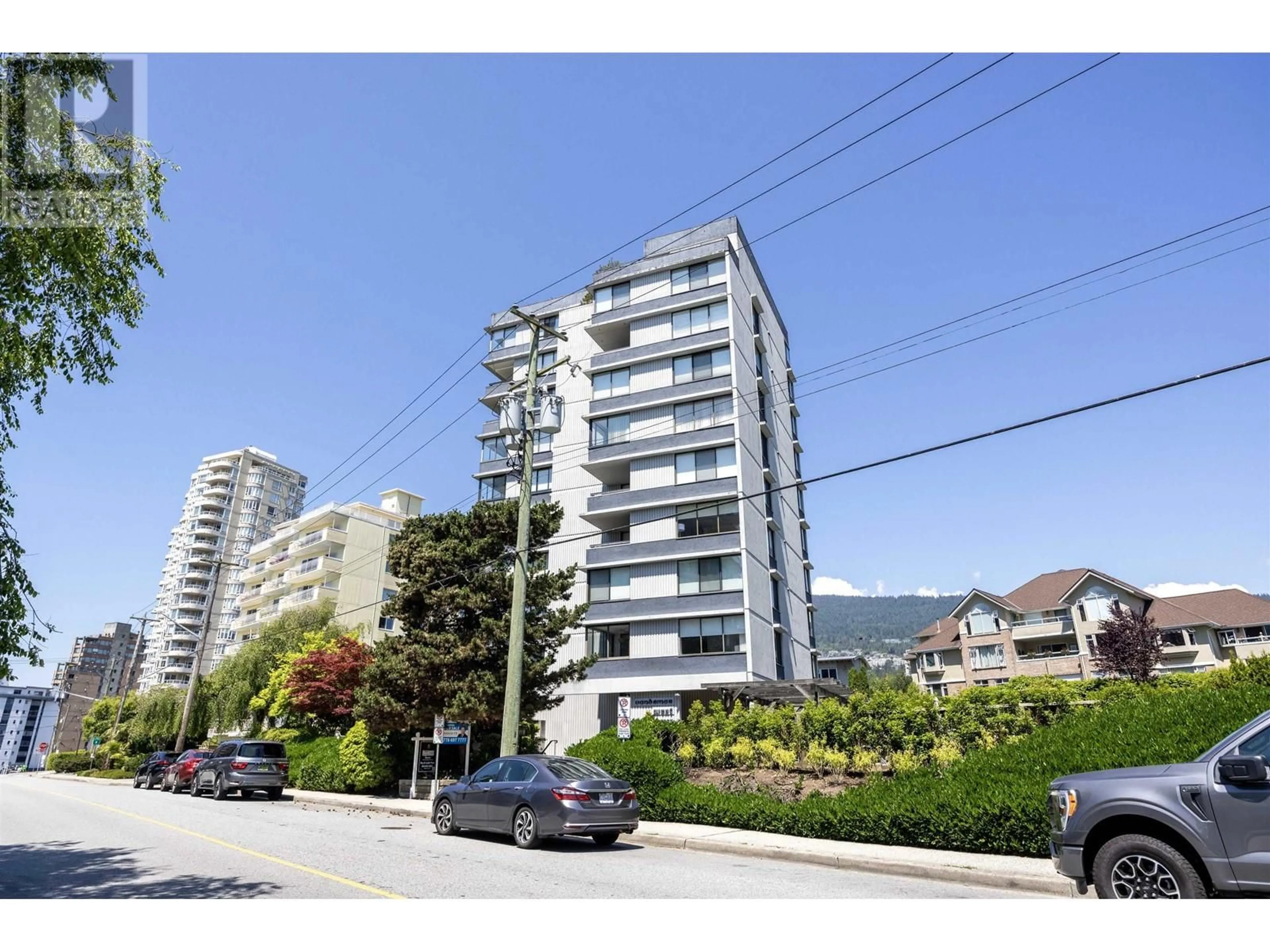 A pic from exterior of the house or condo, the street view for 203 2167 BELLEVUE AVENUE, West Vancouver British Columbia V7V1C2