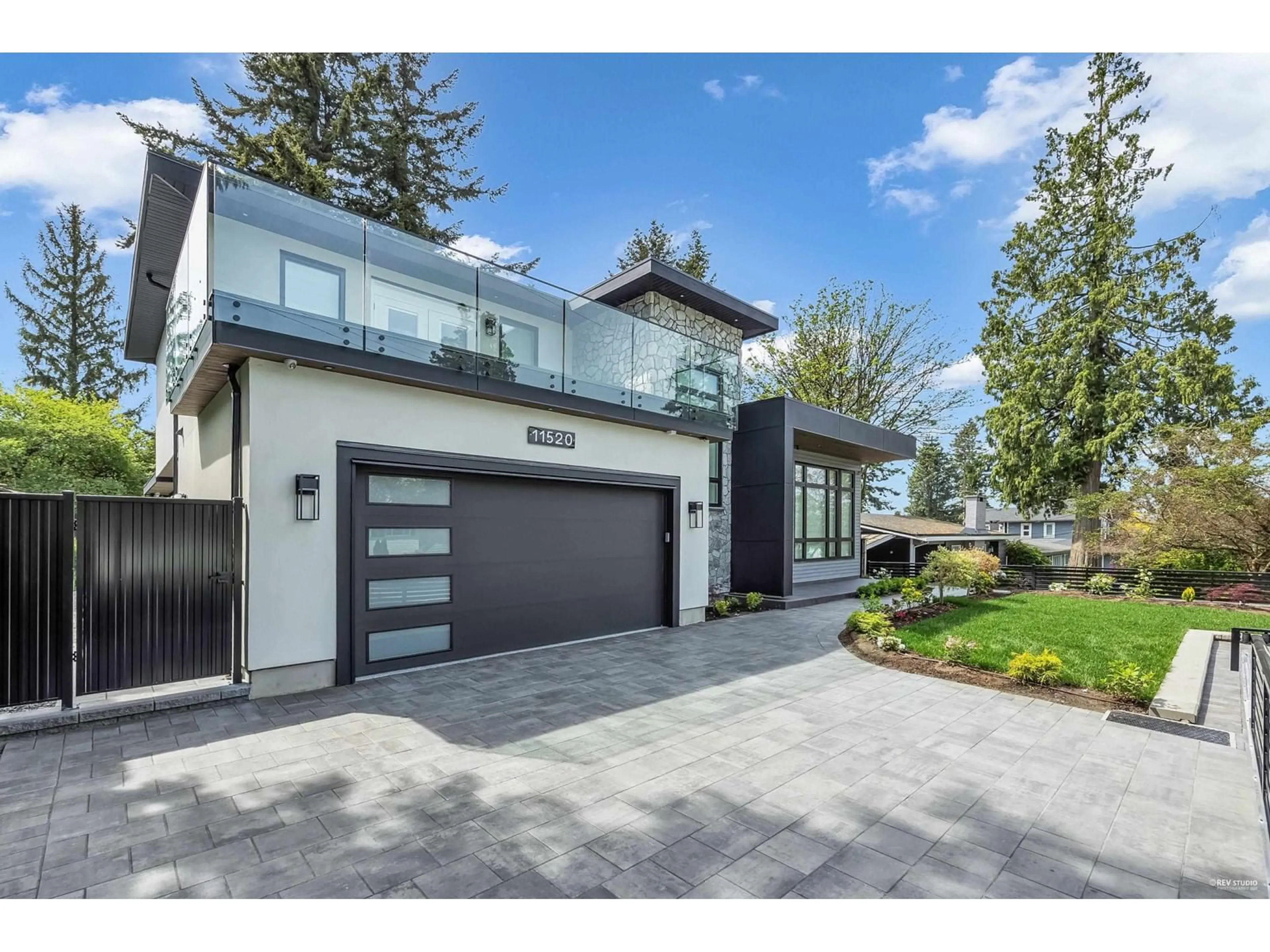 Frontside or backside of a home for 11520 95 AVENUE, Delta British Columbia V4C3T2