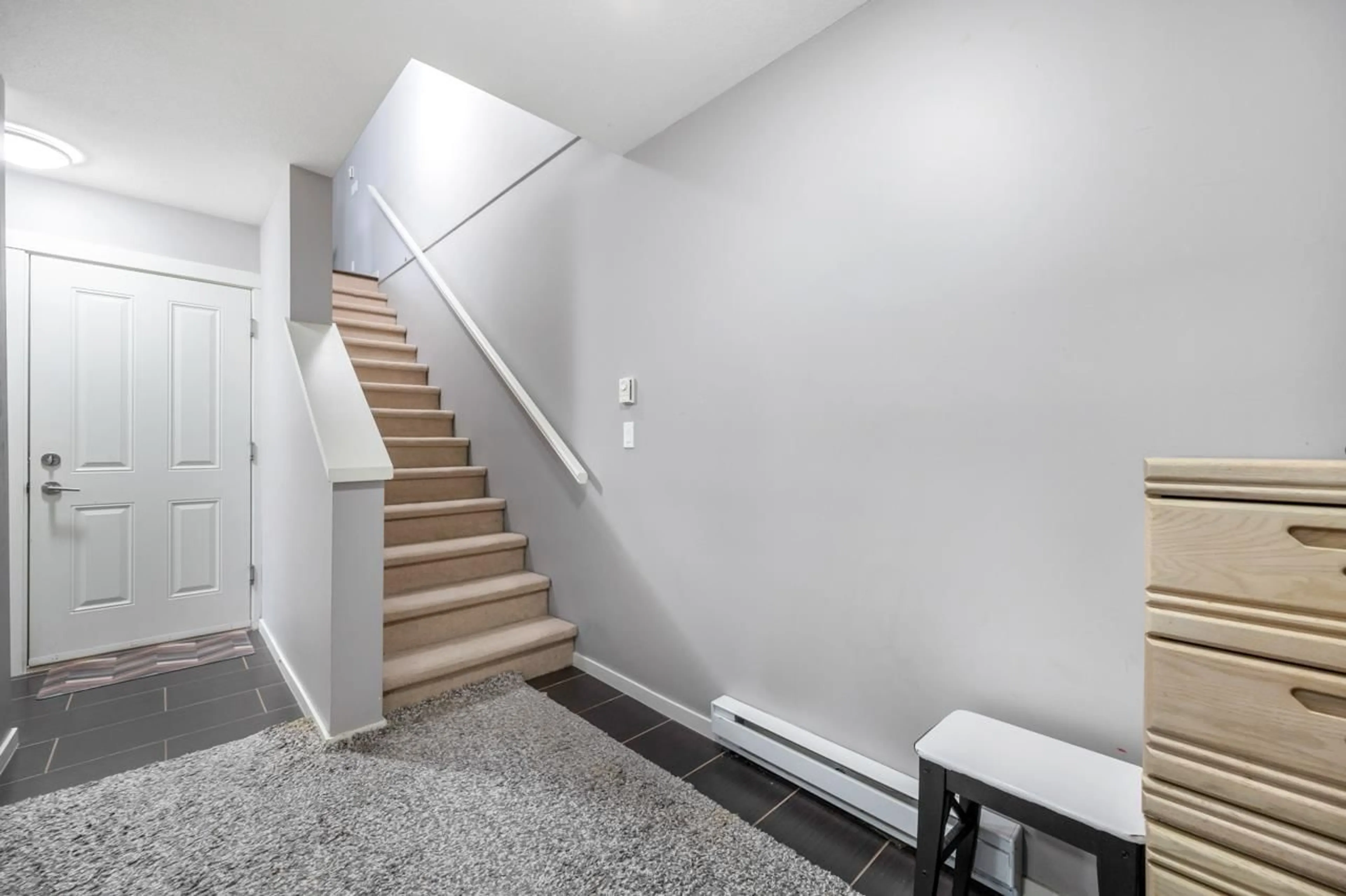 Stairs for 65 18983 72A AVENUE, Surrey British Columbia V4N1A5