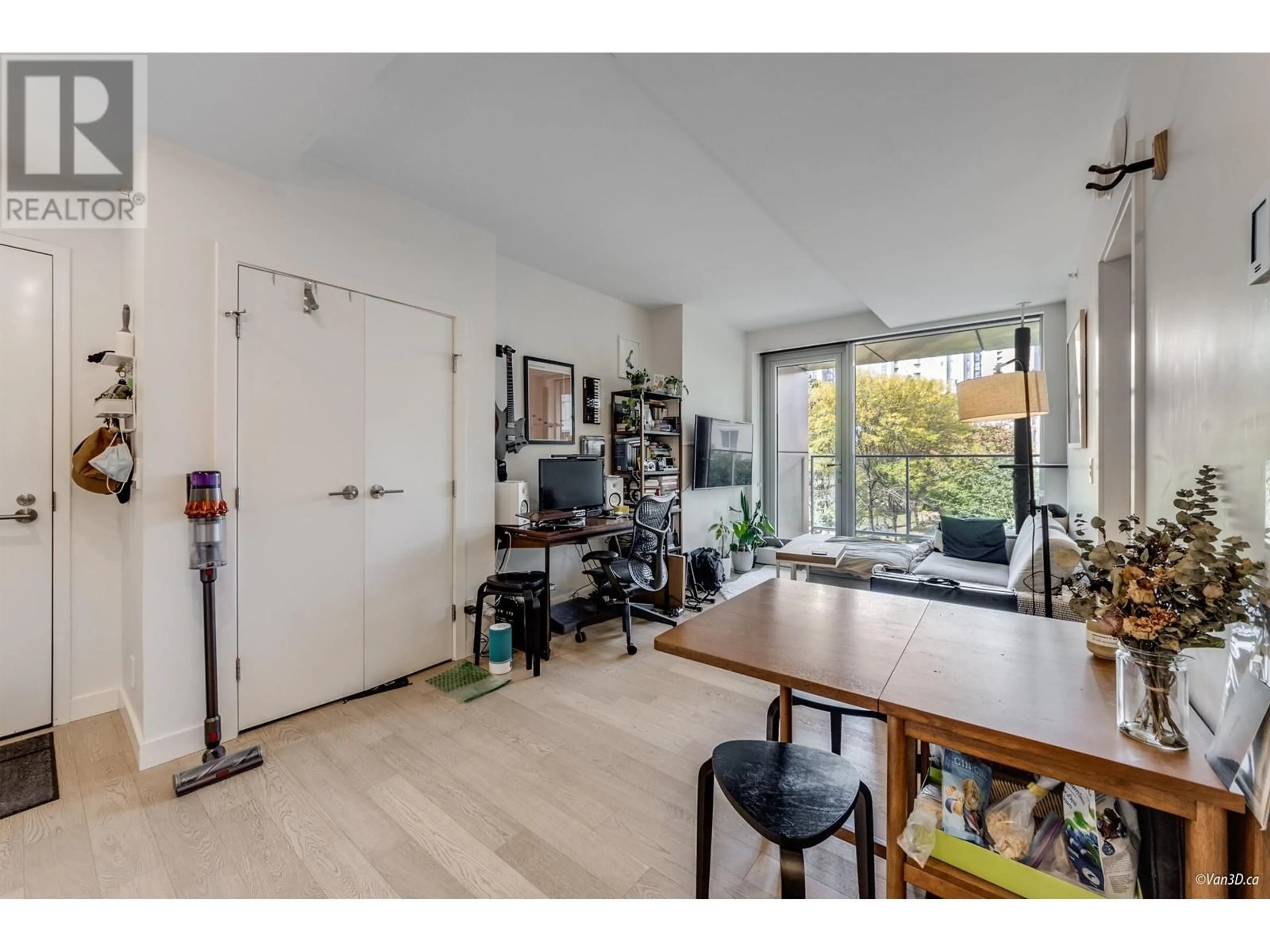 Other indoor space, wood floors for 502 1480 HOWE STREET, Vancouver British Columbia V6Z0G5