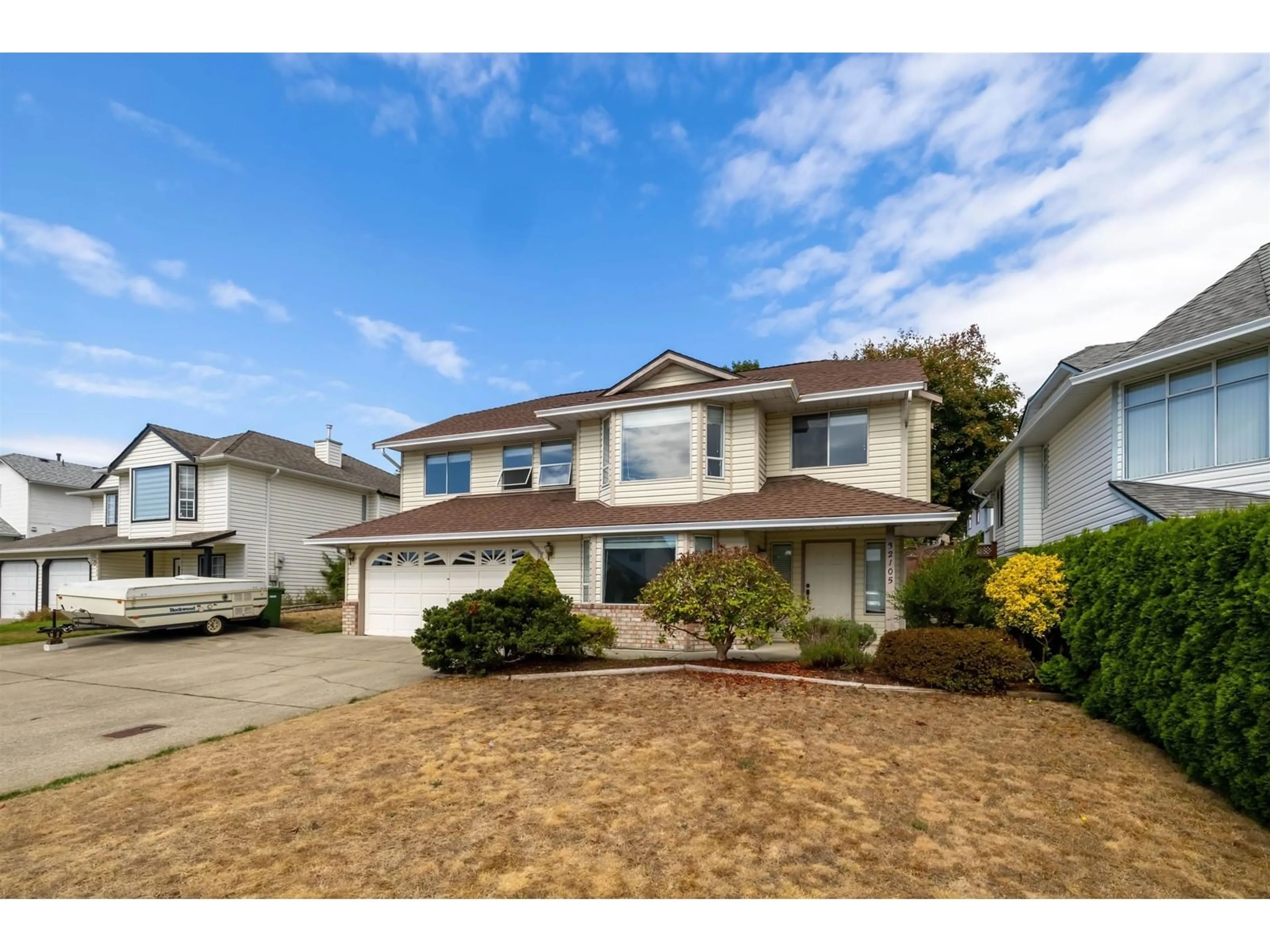 Frontside or backside of a home, the street view for 32105 SORRENTO AVENUE, Abbotsford British Columbia V2T5B7