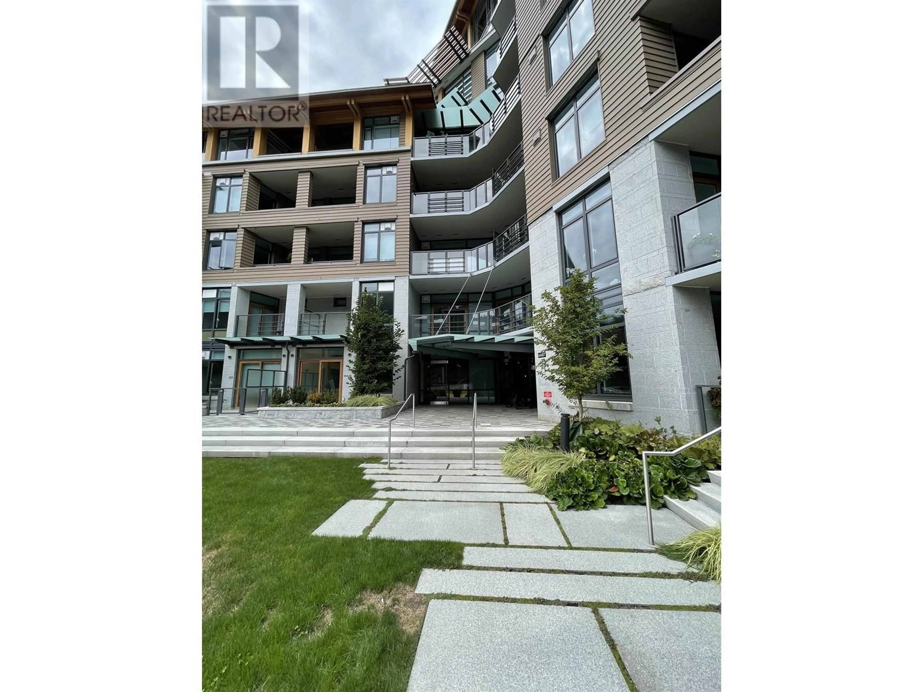 A pic from exterior of the house or condo, the front or back of building for 405 6687 NELSON AVENUE, West Vancouver British Columbia V7W2B2