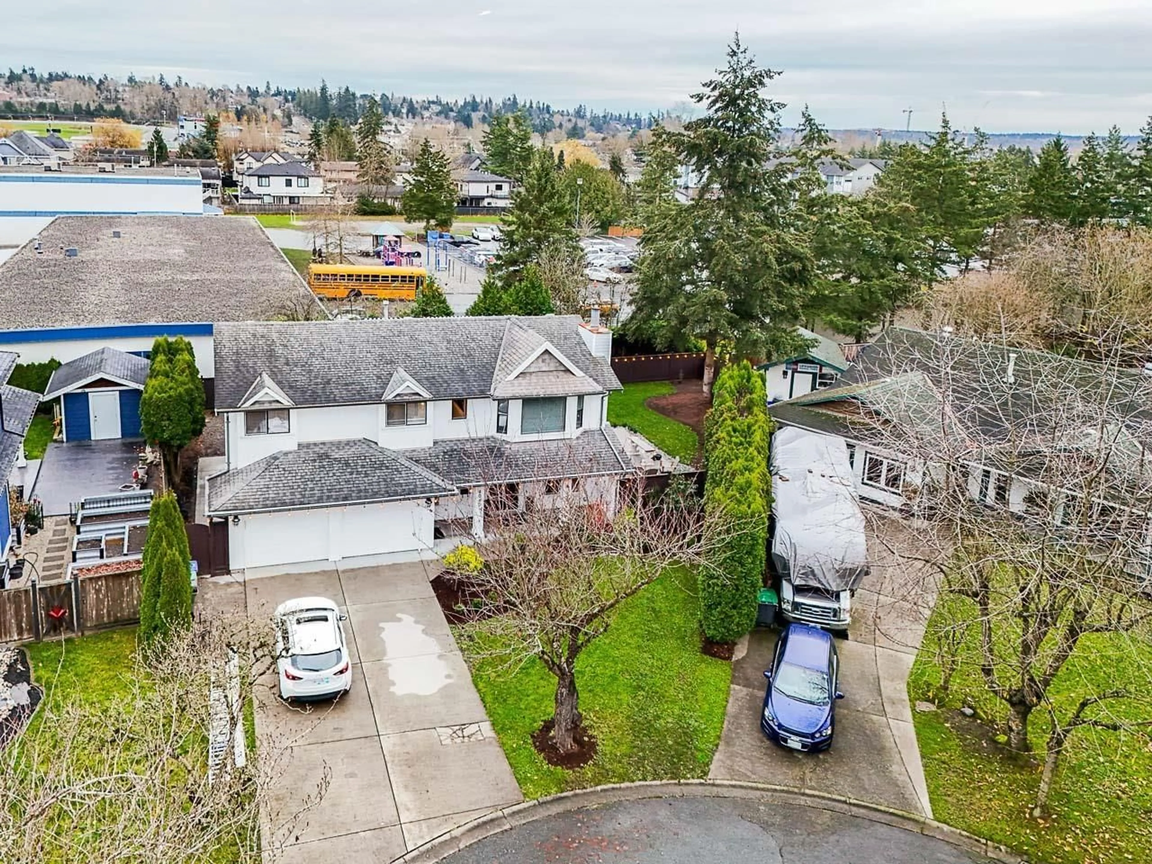 Frontside or backside of a home, the street view for 6060 174A STREET, Surrey British Columbia V3S6Y1