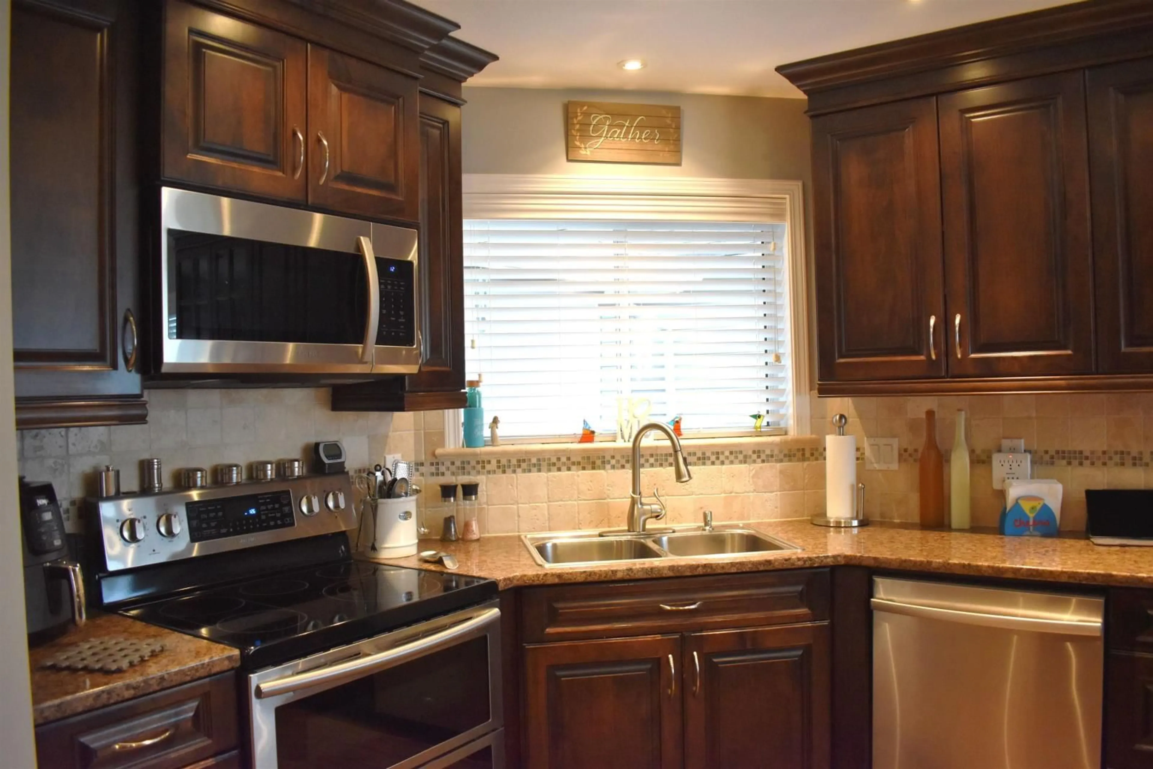 Kitchen, wood floors, cottage for 57 6001 PROMONTORY ROAD, Chilliwack British Columbia V2R3E3