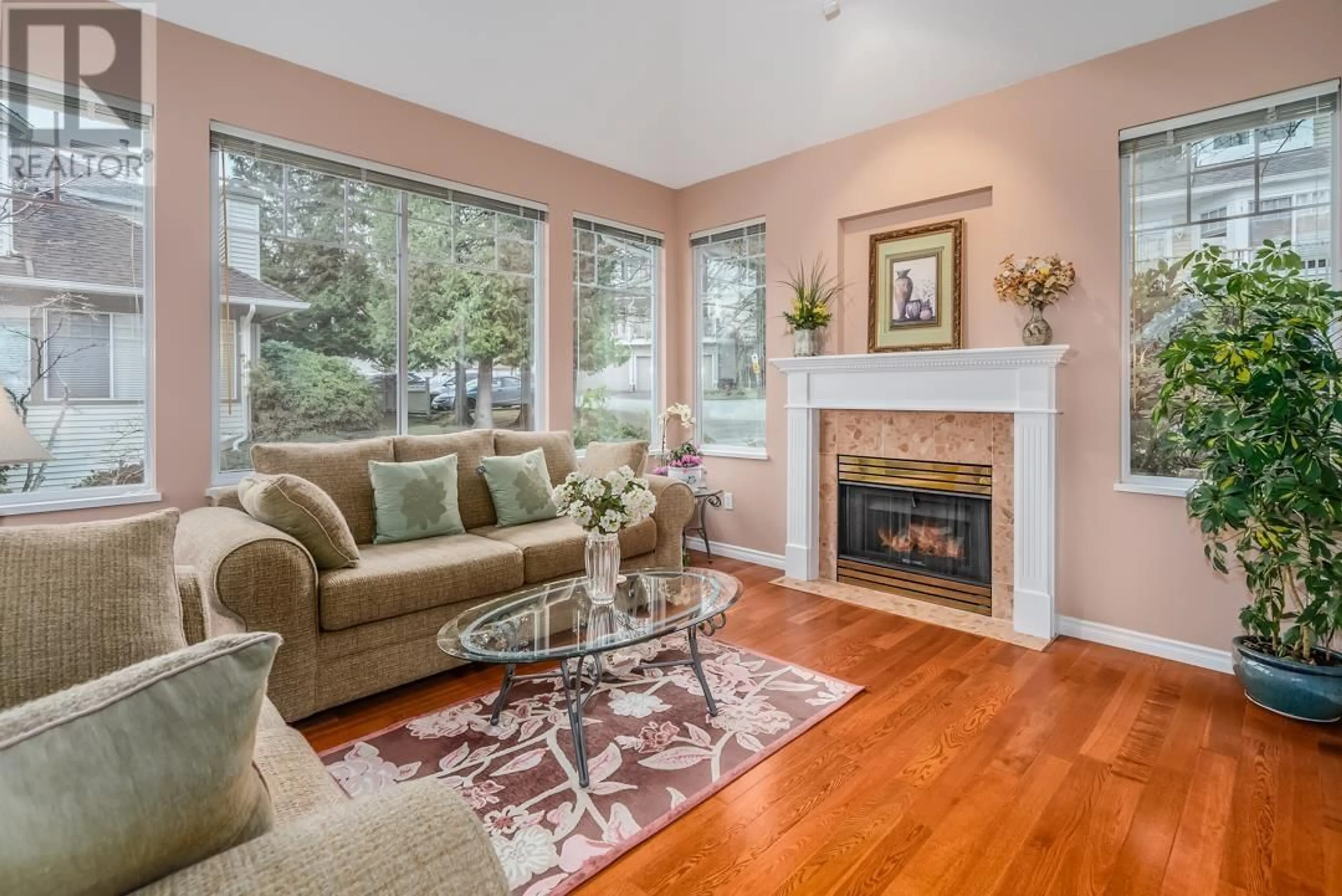 Living room, wood floors for 11 7500 CUMBERLAND STREET, Burnaby British Columbia V3N4Z9