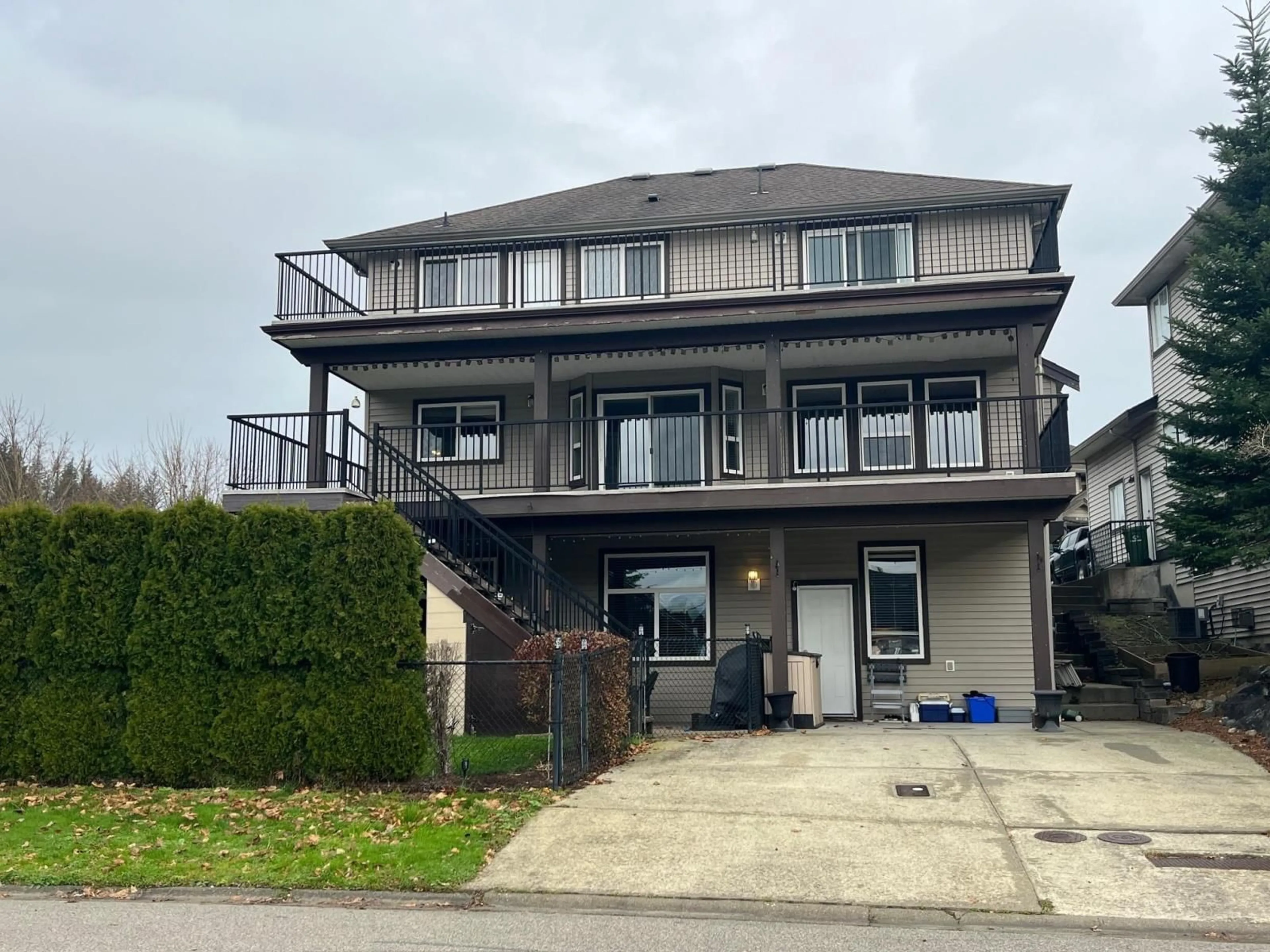 Frontside or backside of a home, the front or back of building for 5036 TESKEY ROAD, Chilliwack British Columbia V2R5V6