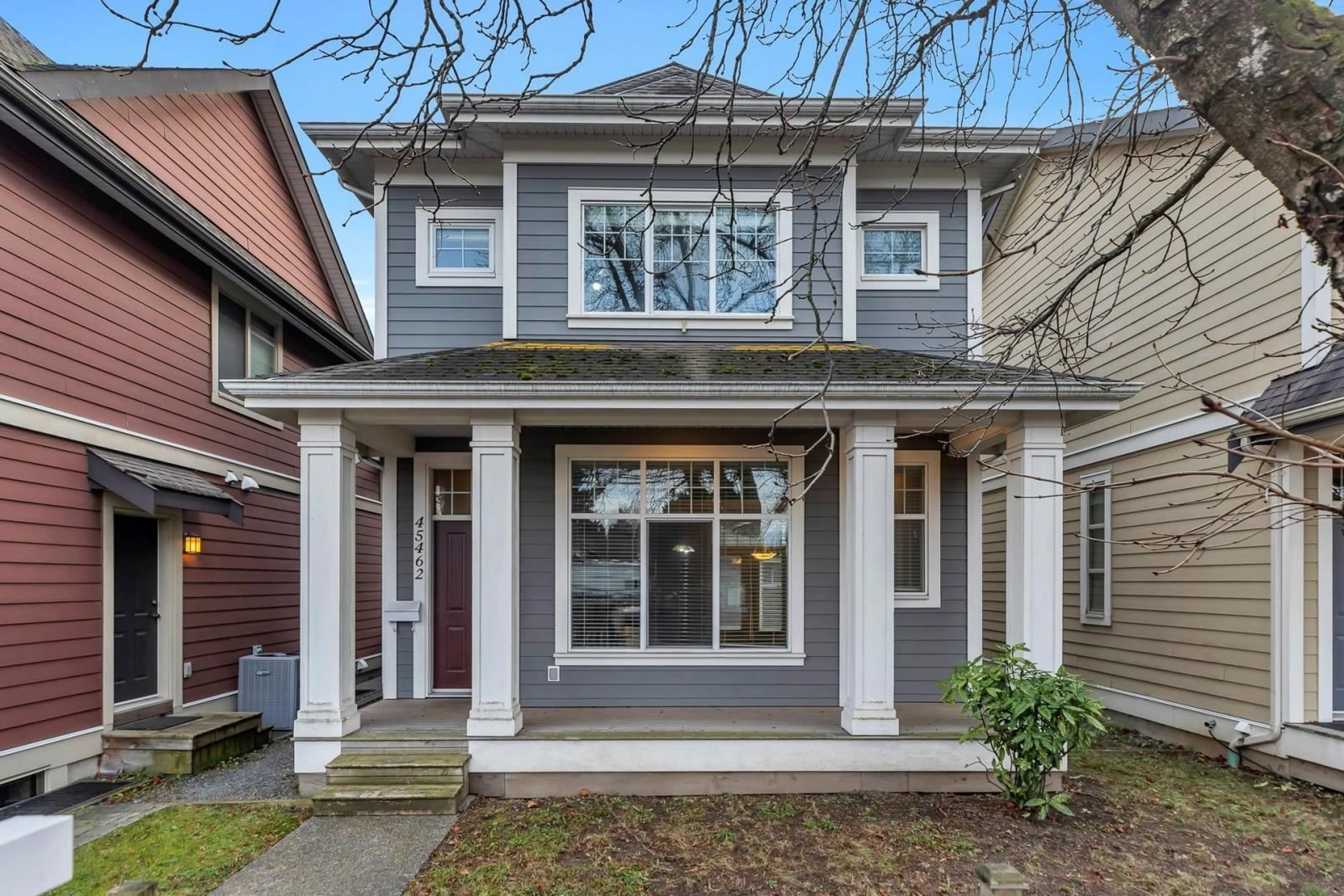 Frontside or backside of a home, the street view for 45462 WATSON ROAD, Sardis British Columbia V2R5Y7