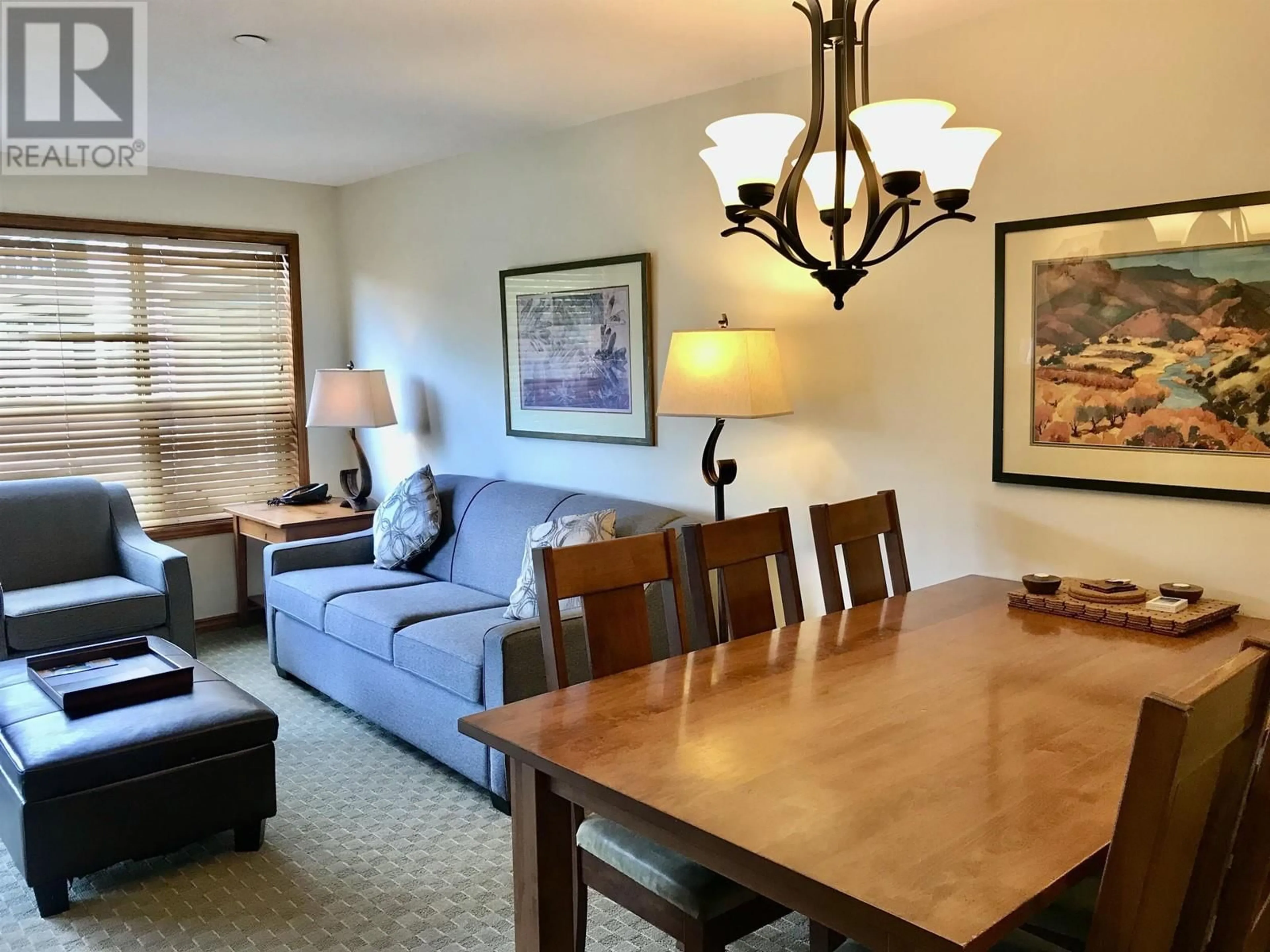 Dining room, wood floors for wk51 432-4800 SPEARHEAD DRIVE, Whistler British Columbia V8E1G1