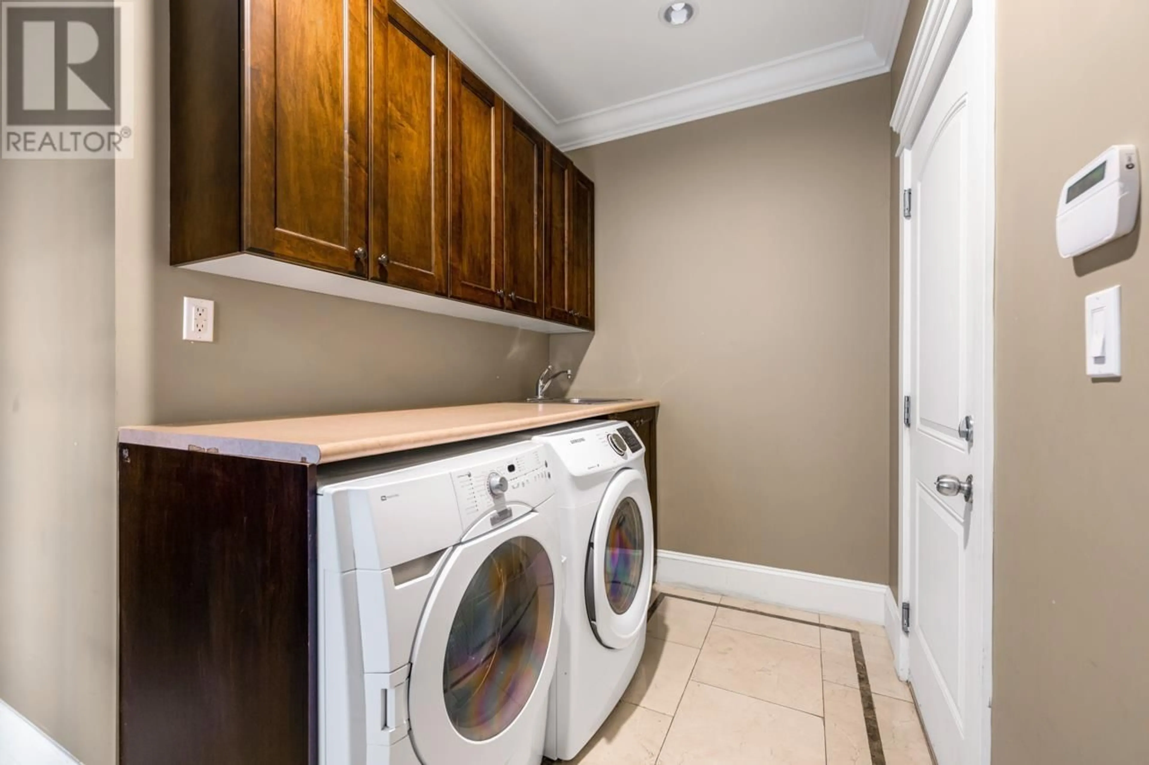 Laundry room for 8471 PIGOTT ROAD, Richmond British Columbia V7A2C3