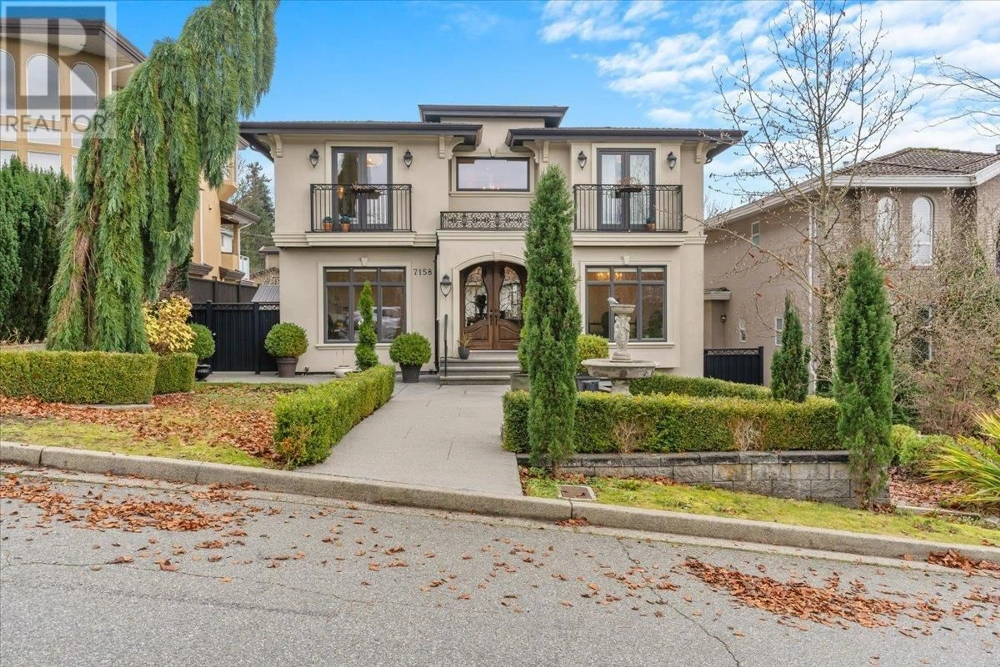 Home with brick exterior material for 7158 RIDGEVIEW DRIVE, Burnaby British Columbia V5A4V3