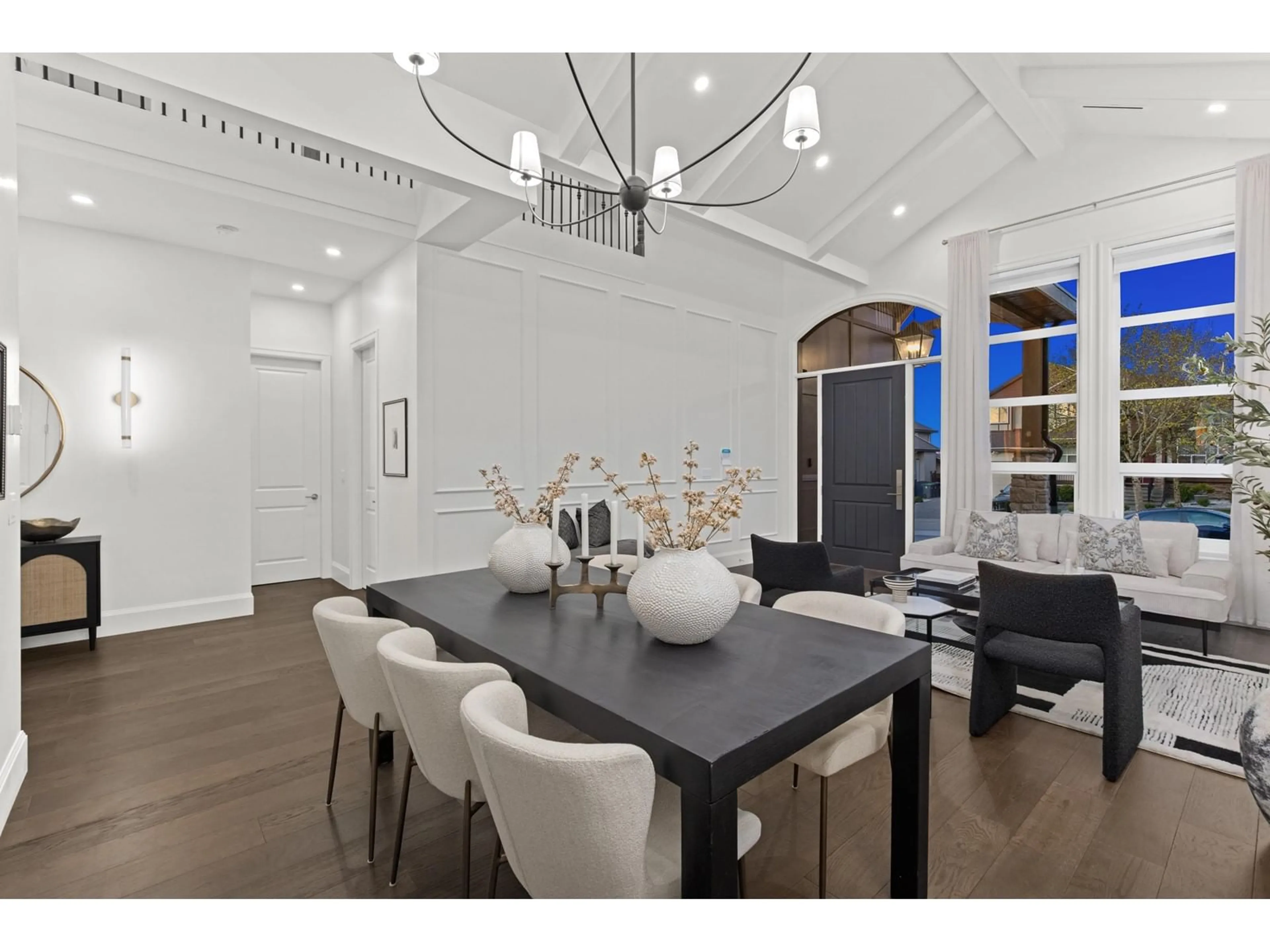 Dining room, wood floors for 6149 164A STREET, Surrey British Columbia V3S3V8