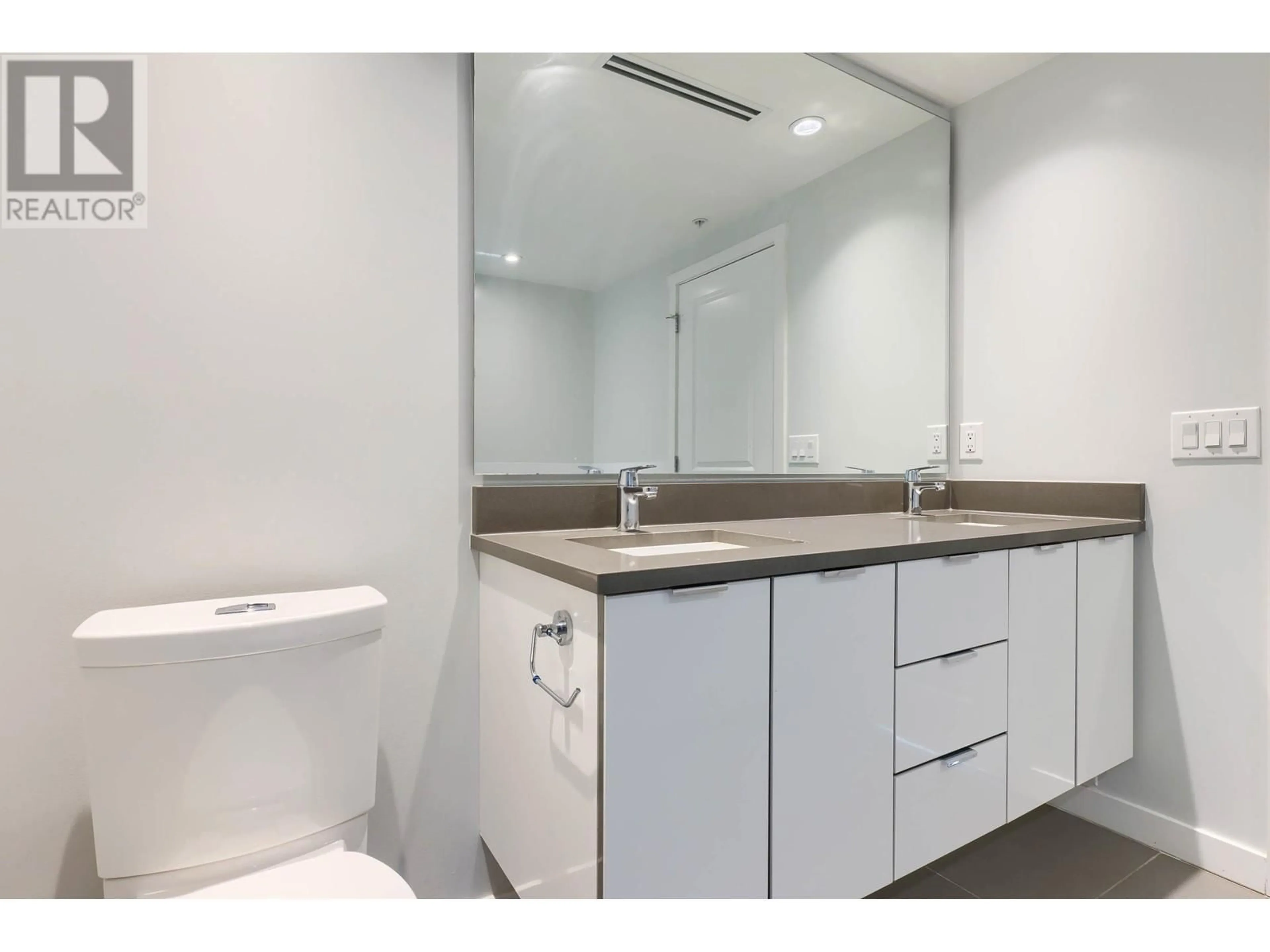 Standard bathroom, not visible floor for 617 8333 SWEET AVENUE, Richmond British Columbia B6X0P4