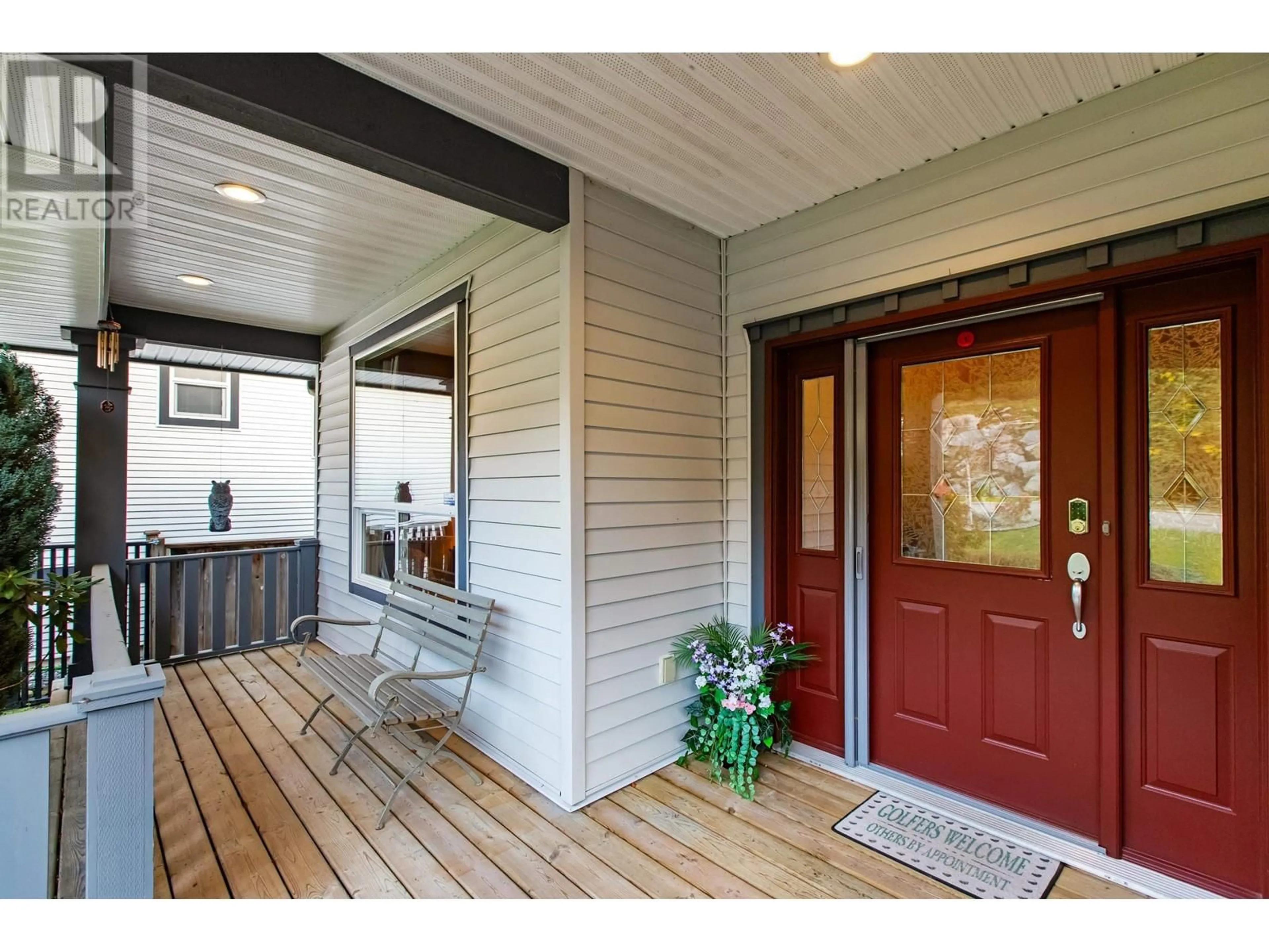 Indoor entryway, wood floors for 23895 133 AVENUE, Maple Ridge British Columbia V4R2V1