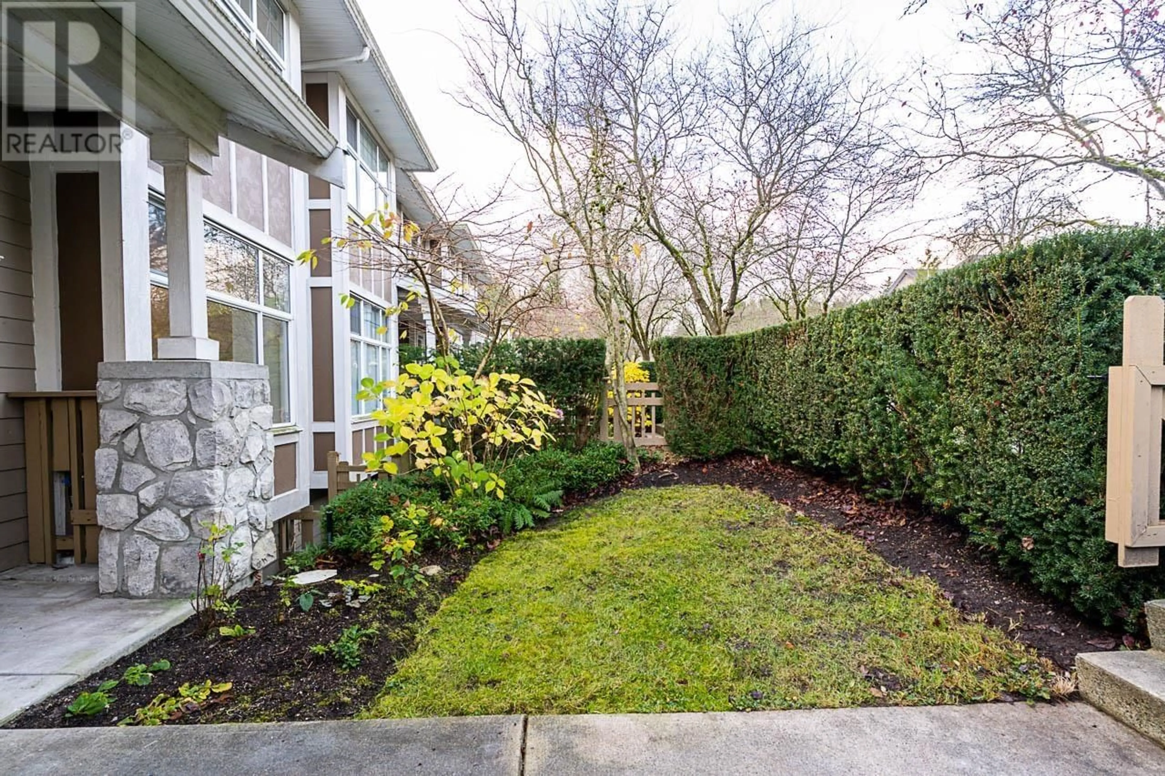 Patio, the fenced backyard for 980 W 58TH AVENUE, Vancouver British Columbia V6P6Y3