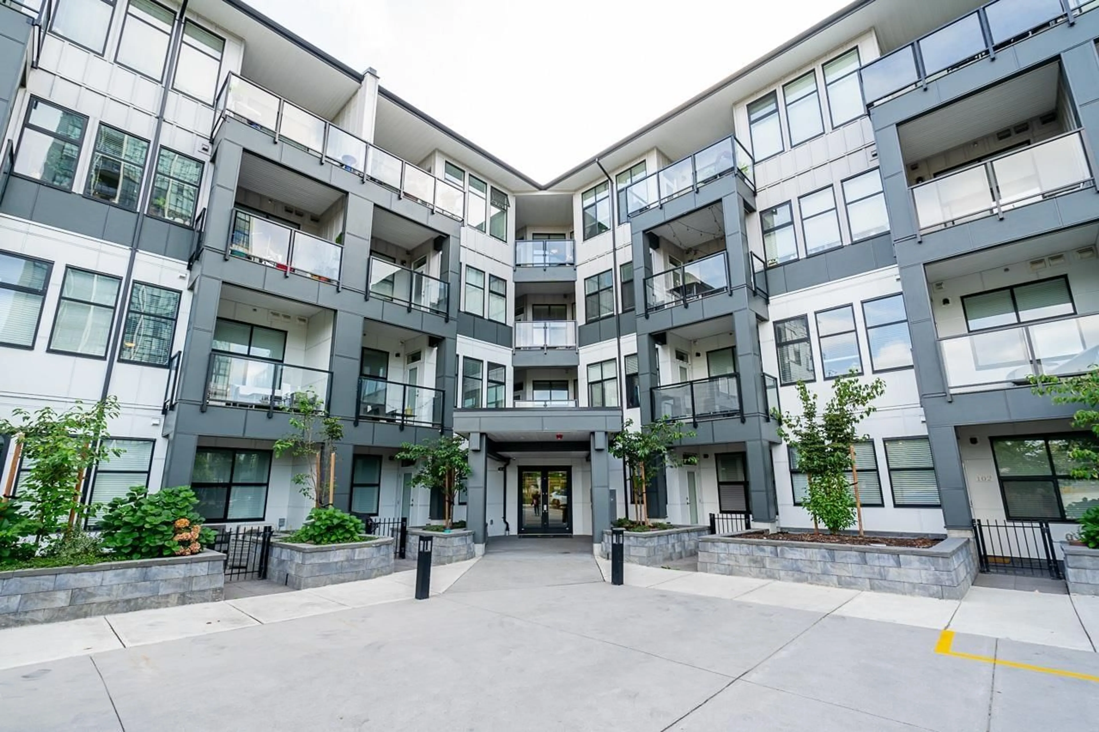 A pic from exterior of the house or condo, the front or back of building for 119 2120 GLADWIN ROAD, Abbotsford British Columbia V2S0L7