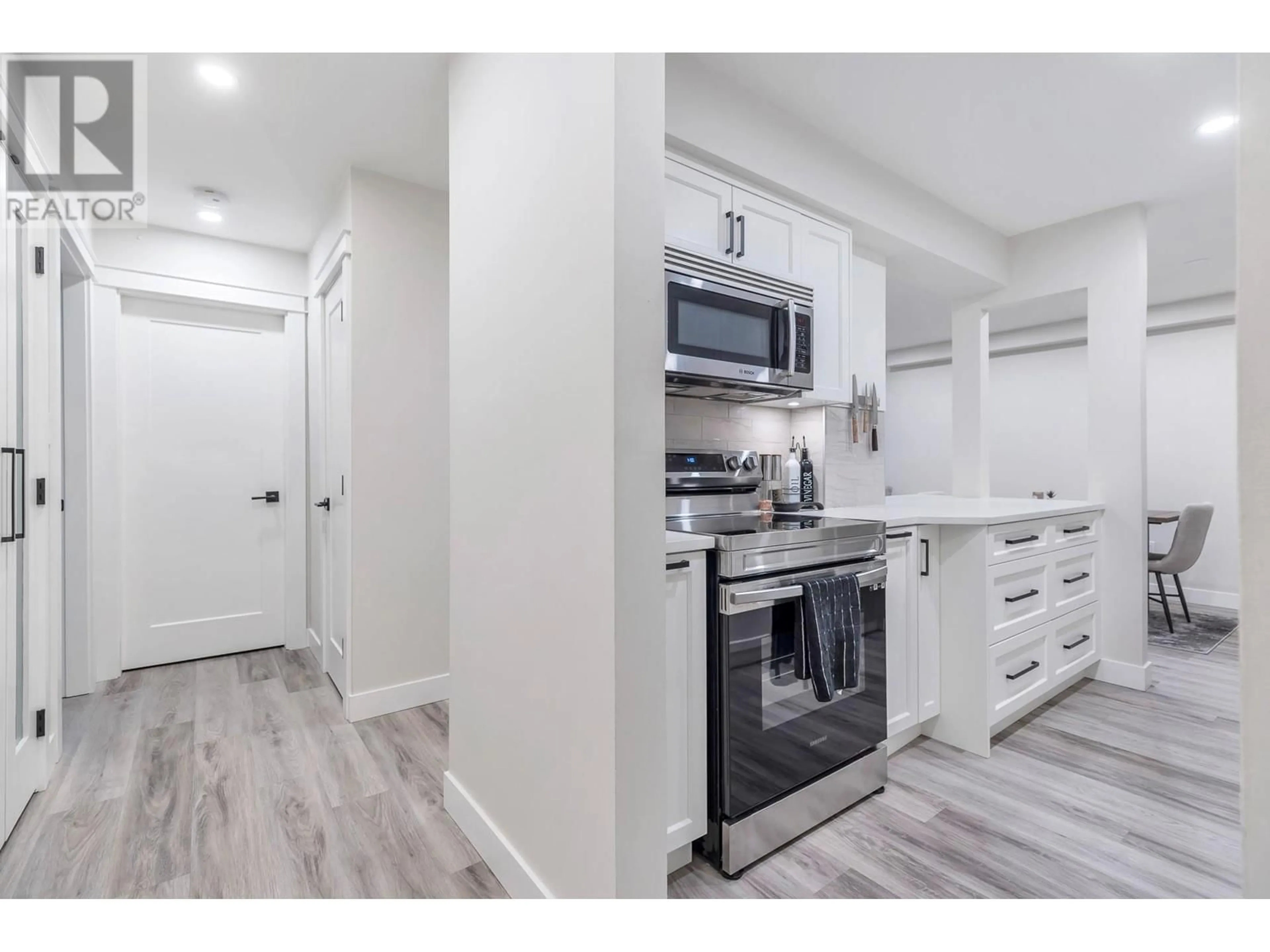 Standard kitchen, wood floors for 105 4111 FRANCIS ROAD, Richmond British Columbia V7C1J8