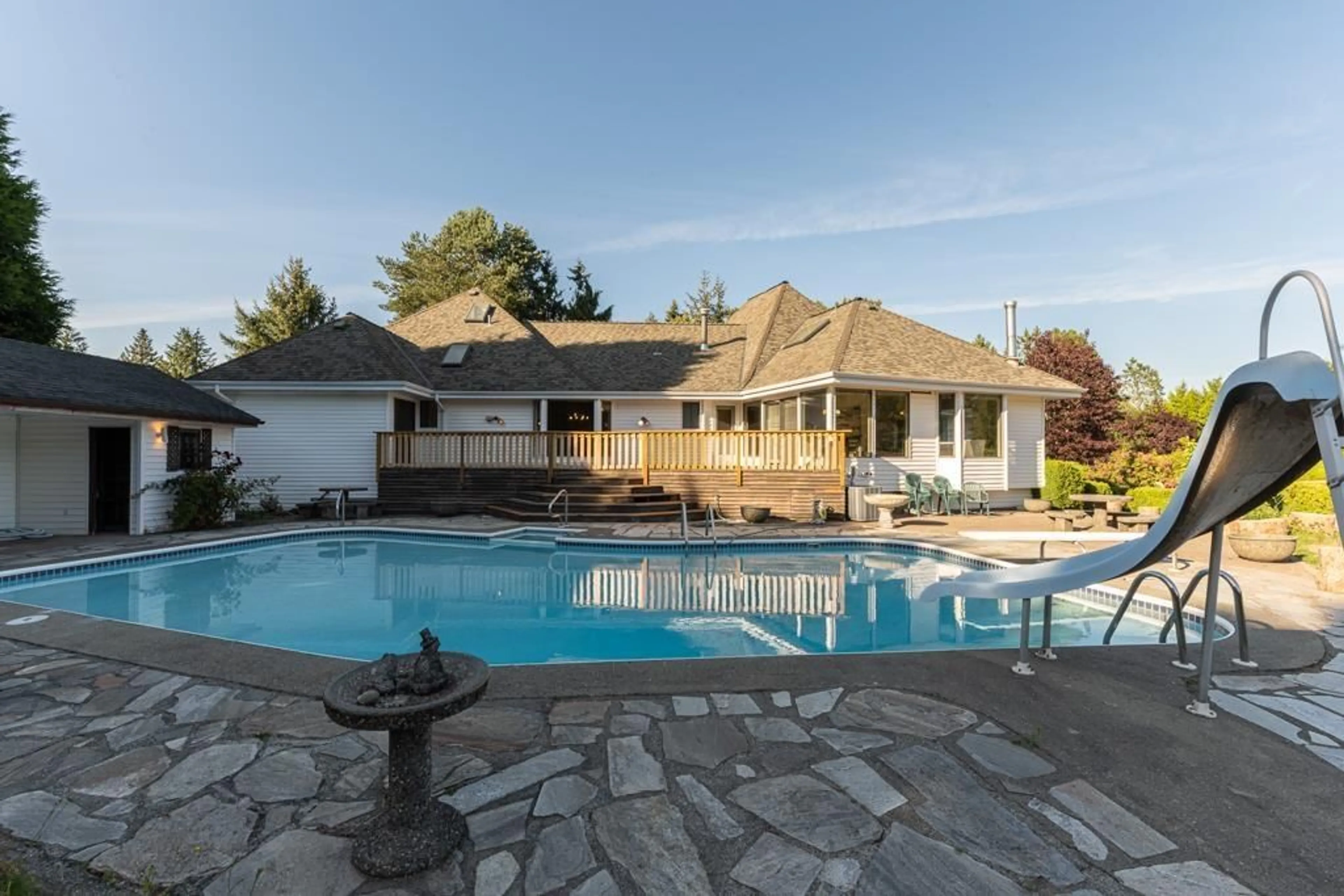 Indoor or outdoor pool for 21480 18 AVENUE, Langley British Columbia V2Z2G1