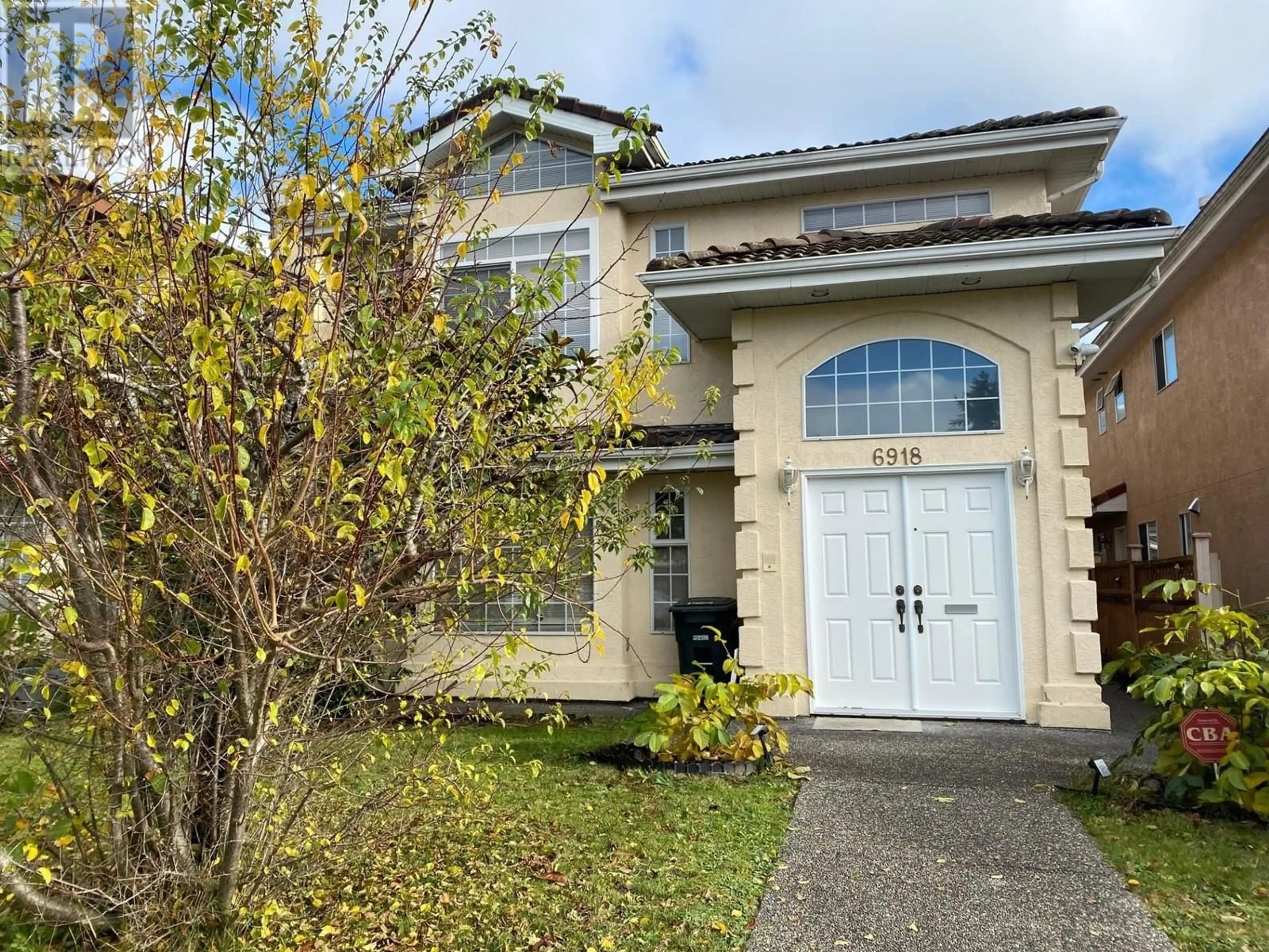 A pic from exterior of the house or condo, cottage for 6918 DOW AVENUE, Burnaby British Columbia V5J3W9