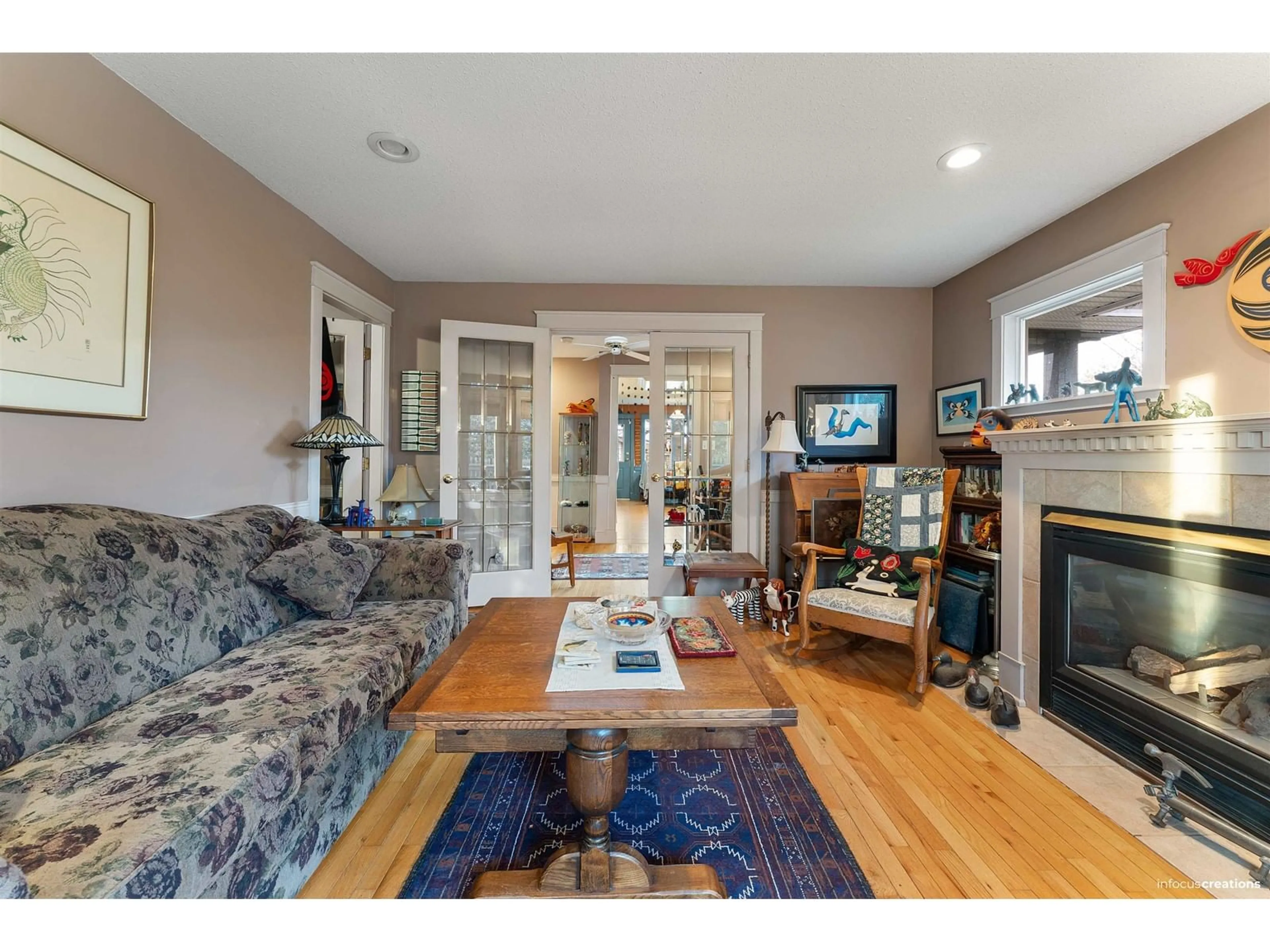 Living room, wood floors for 17313 58 AVENUE, Surrey British Columbia V3S1K7