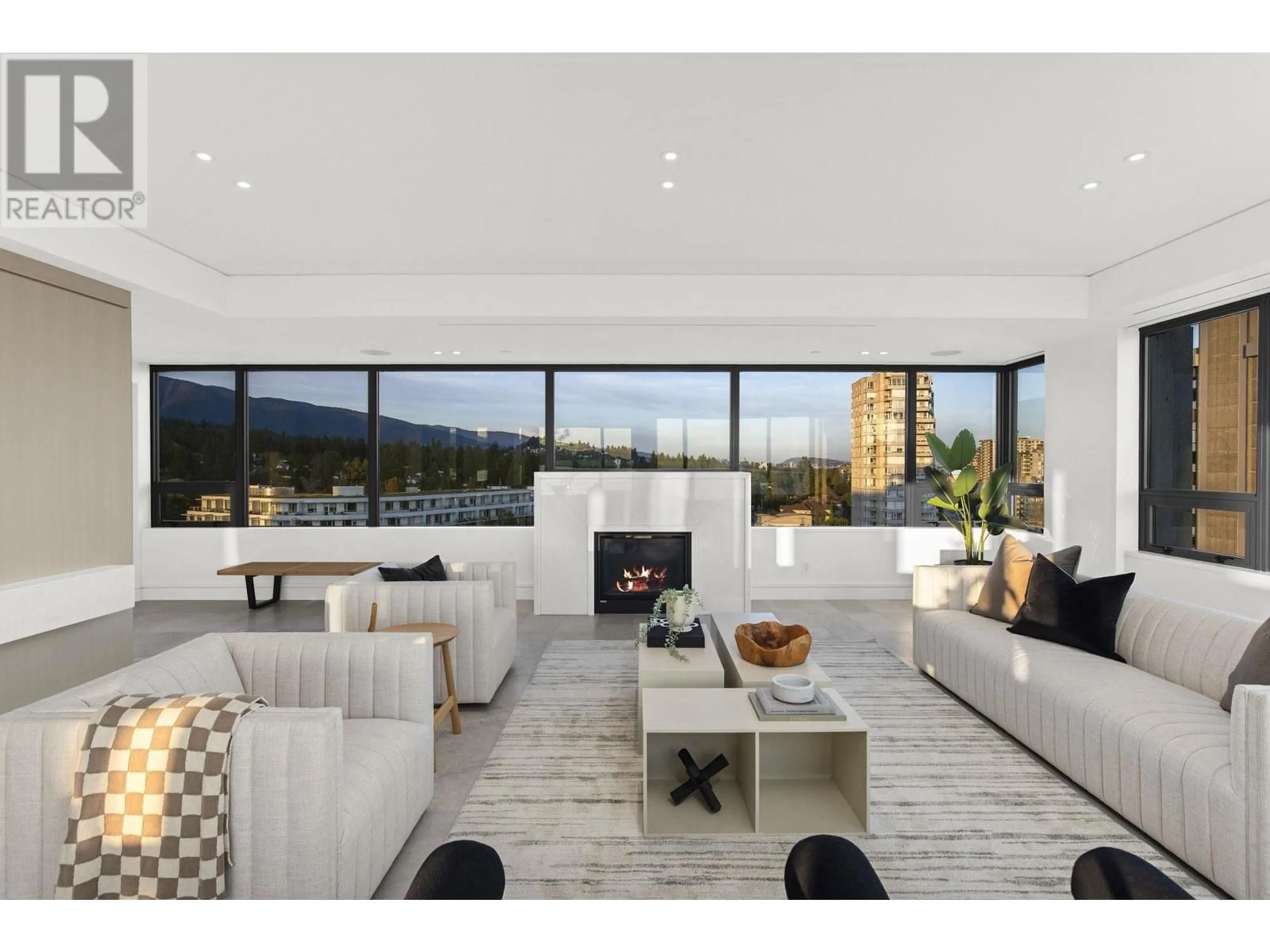 Living room, ceramic floors for 12 2250 BELLEVUE AVENUE, West Vancouver British Columbia V7V1C6