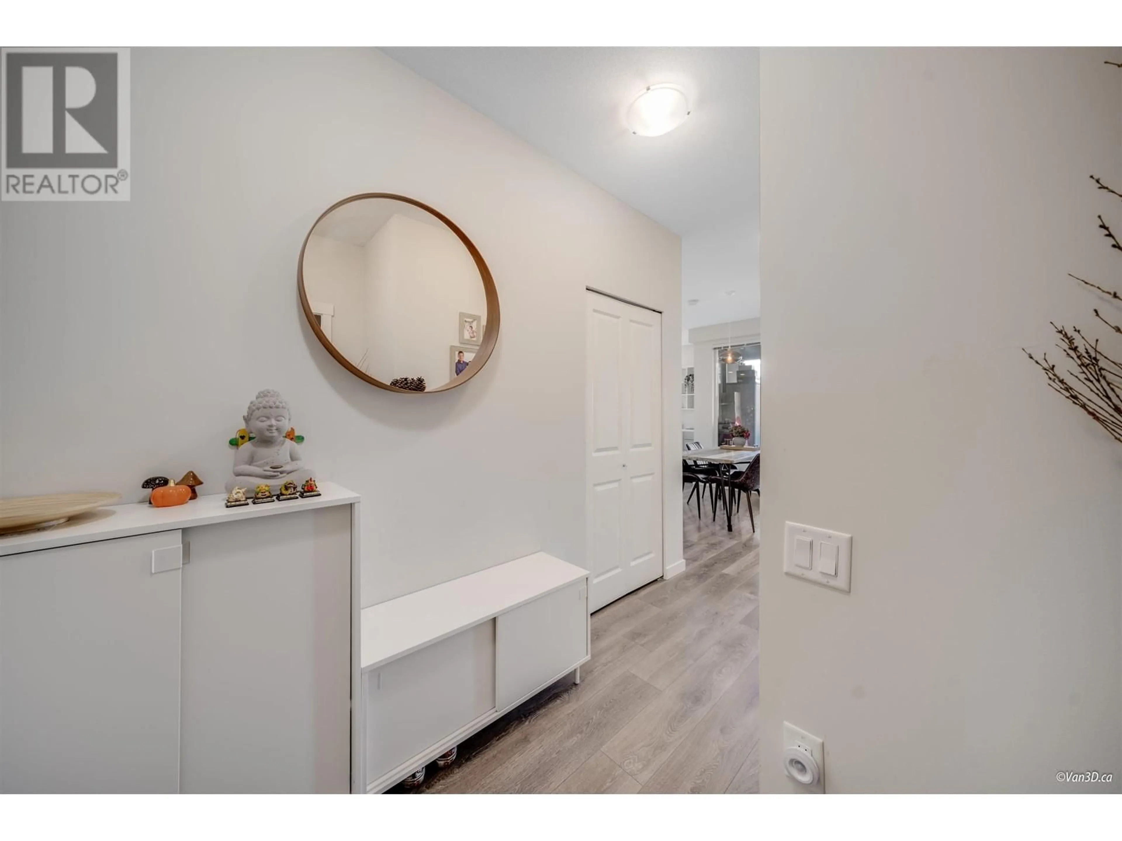 Indoor entryway, wood floors for 310 3289 RIVERWALK AVENUE, Vancouver British Columbia V5S0G2