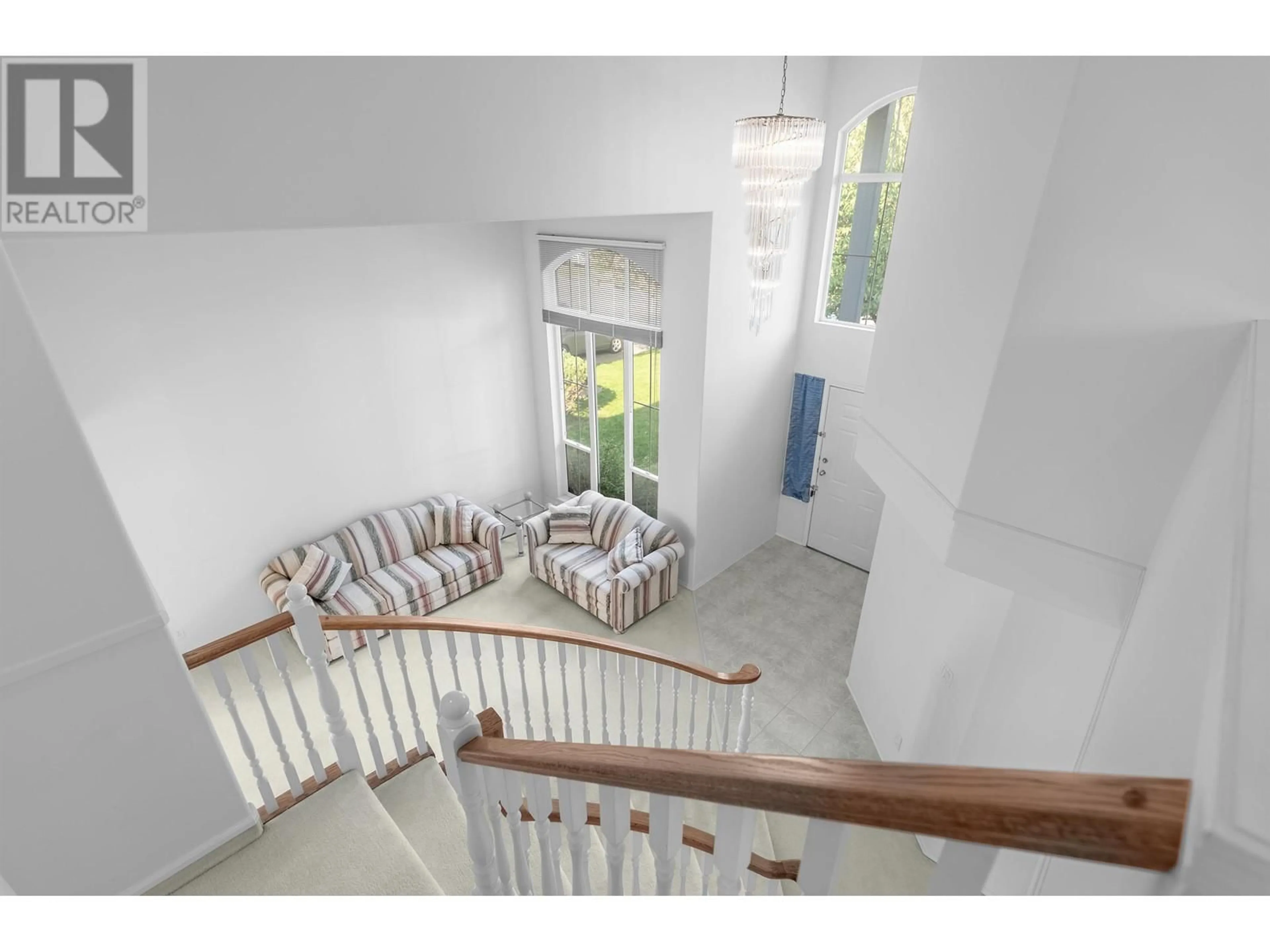 Indoor foyer, cement floor for 22691 CHALDECOTT DRIVE, Richmond British Columbia V6V2T9