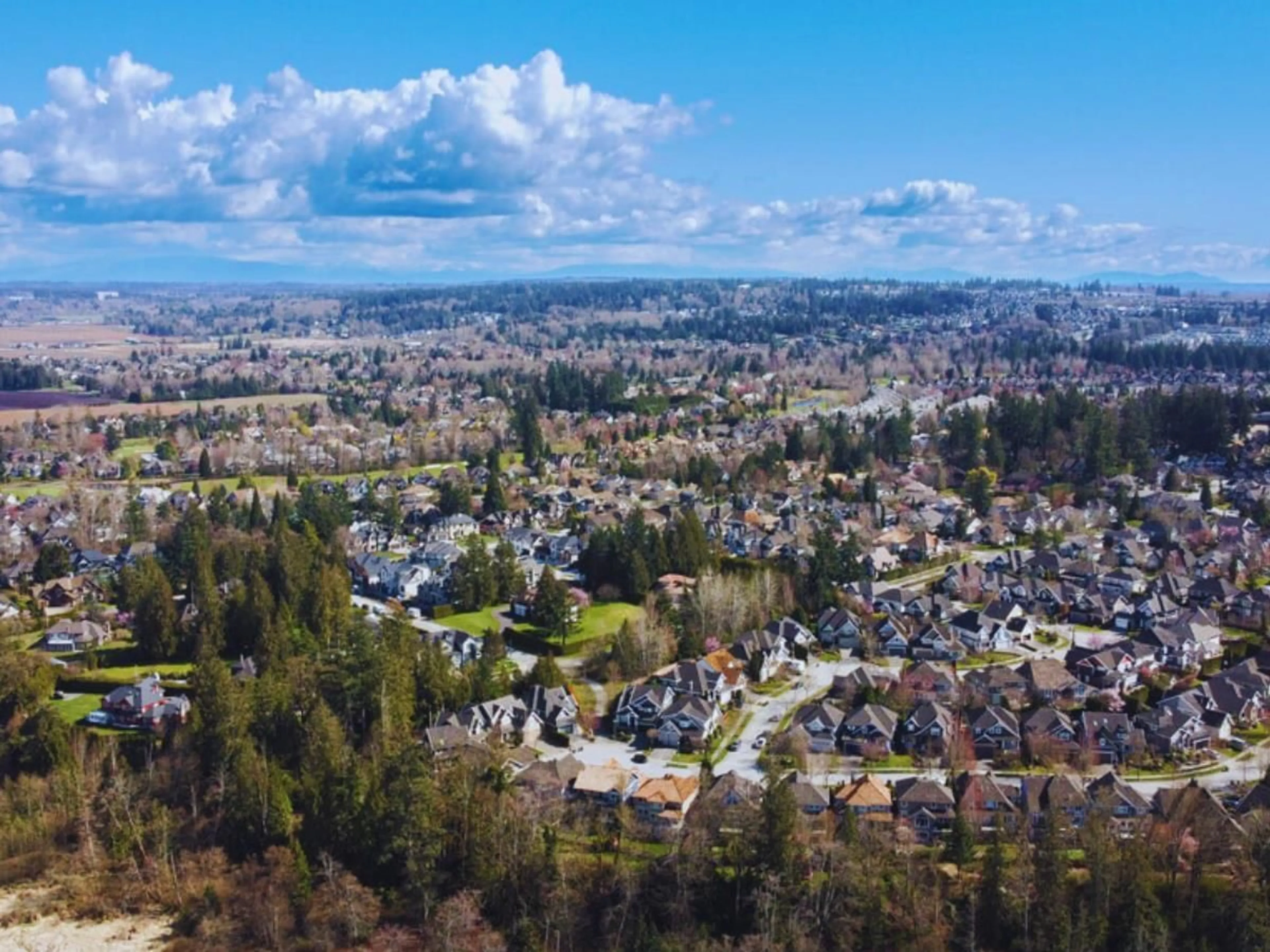 A pic from exterior of the house or condo, the view of city buildings for 15442 40 AVENUE, Surrey British Columbia V3Z1E6