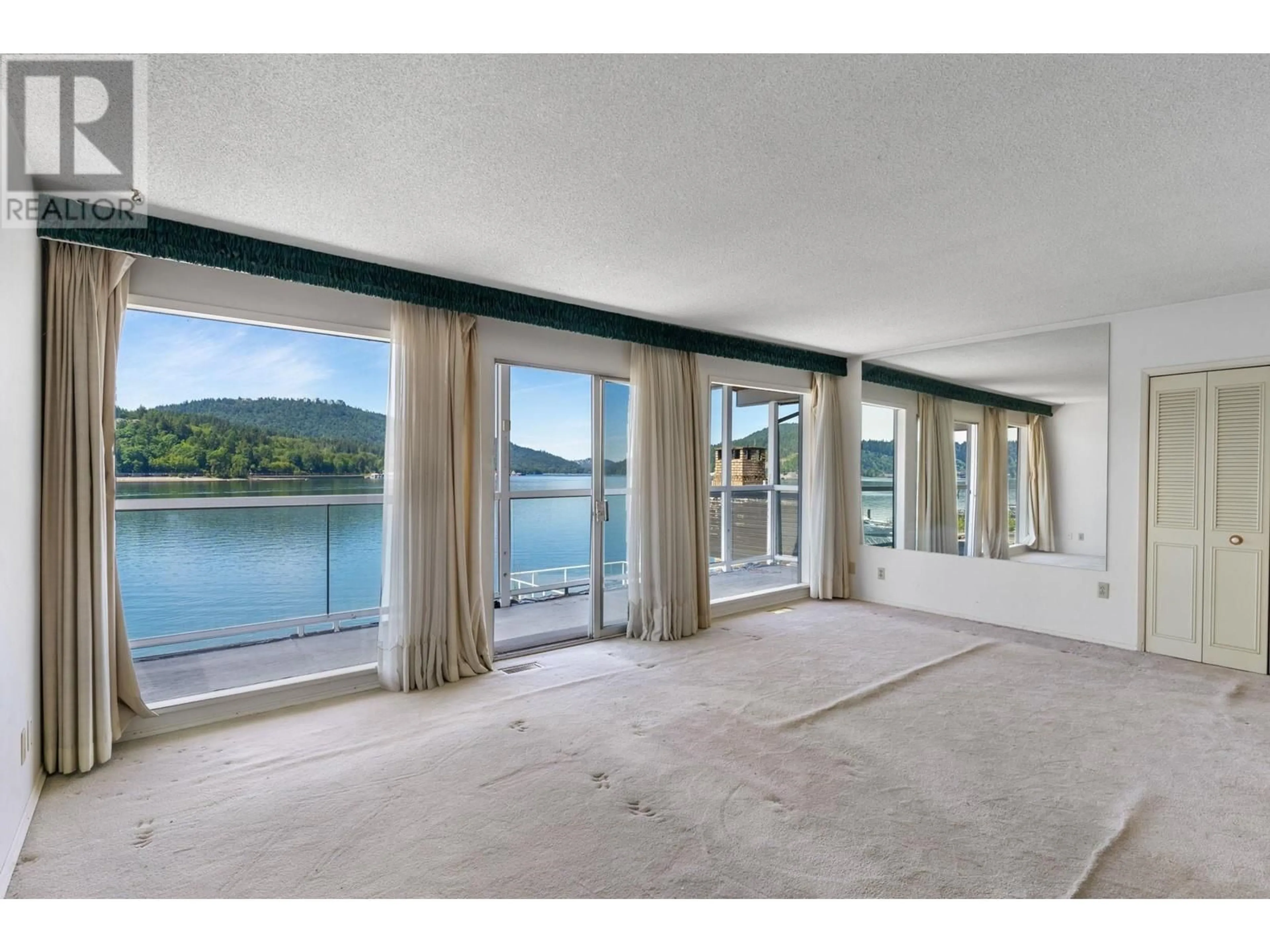 A pic of a room, cement floor for 1208 ALDERSIDE ROAD, Port Moody British Columbia V3H3A6