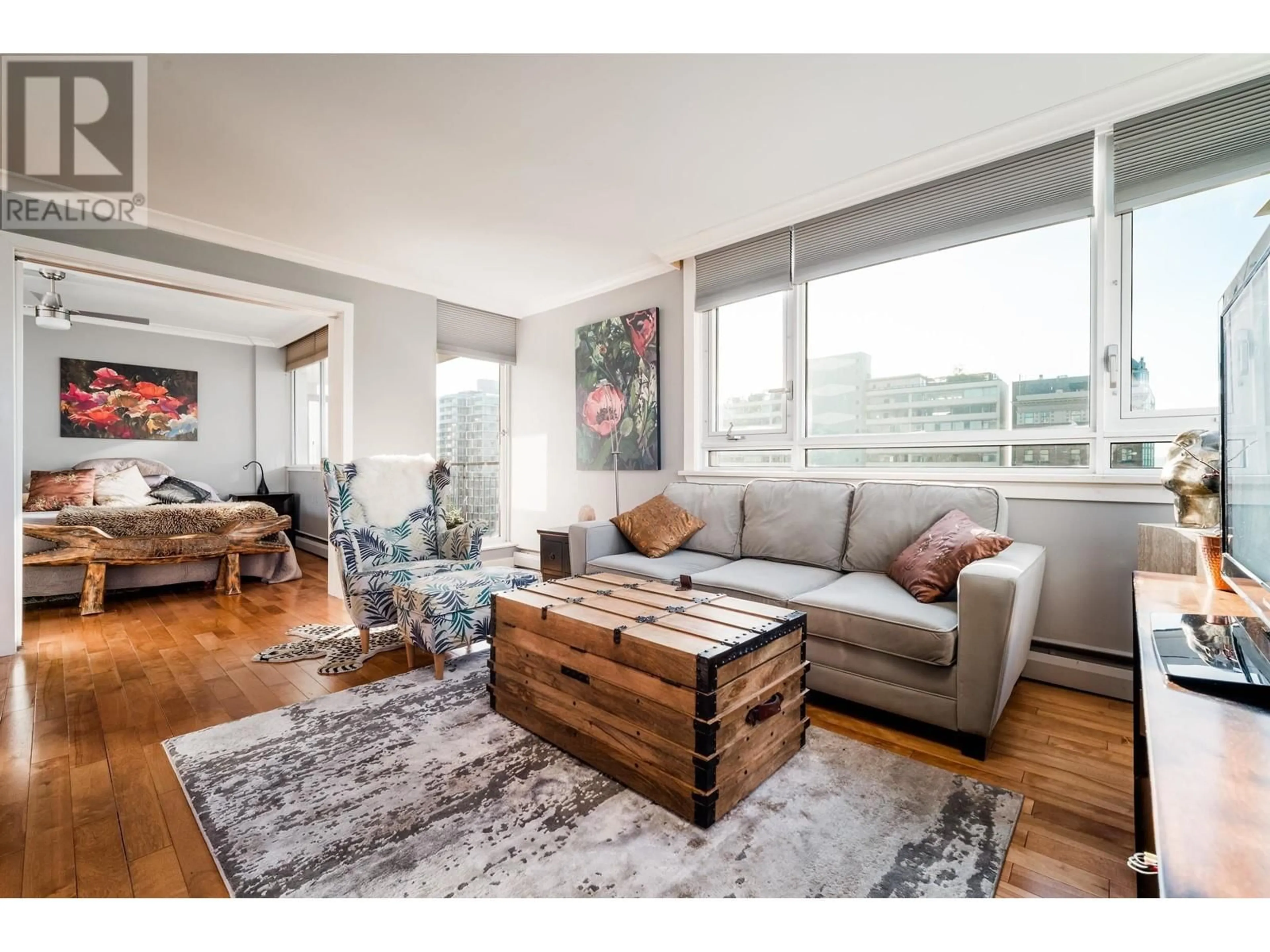 Living room, wood floors for 1503 1850 COMOX STREET, Vancouver British Columbia V6G1R3