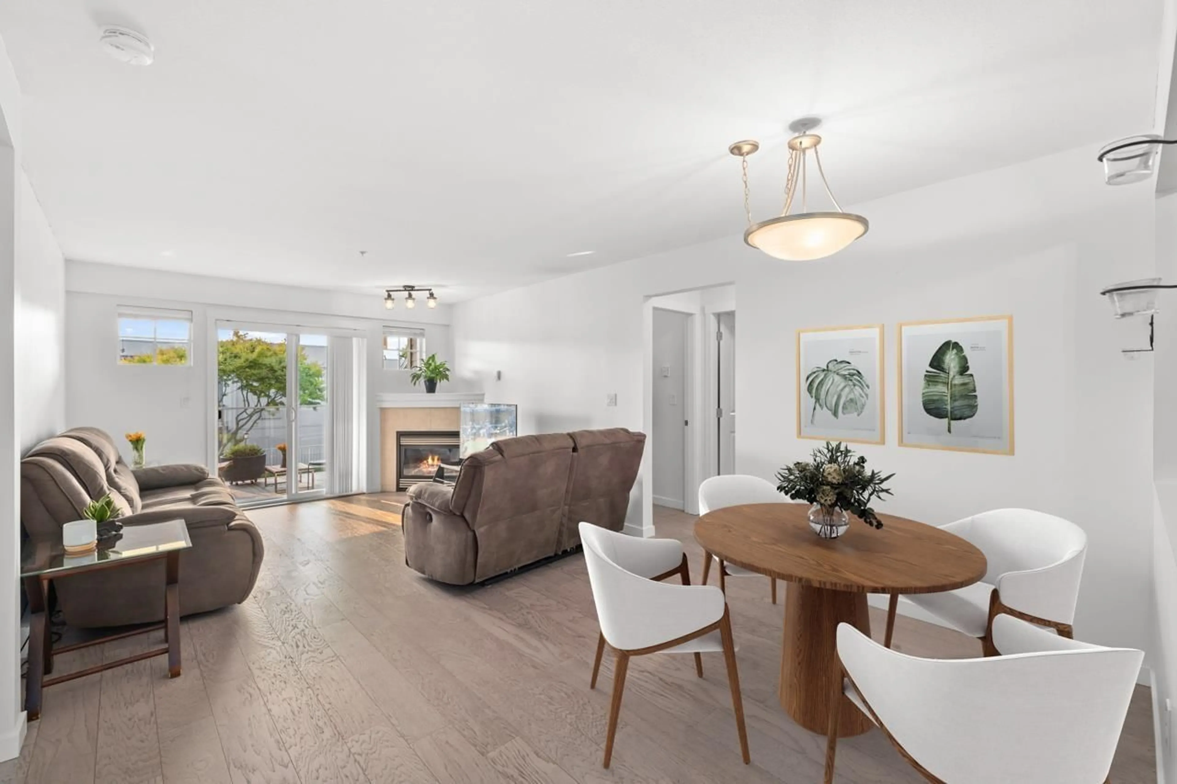 Dining room, unknown for 211 - 15621 MARINE, White Rock British Columbia V4B1E1