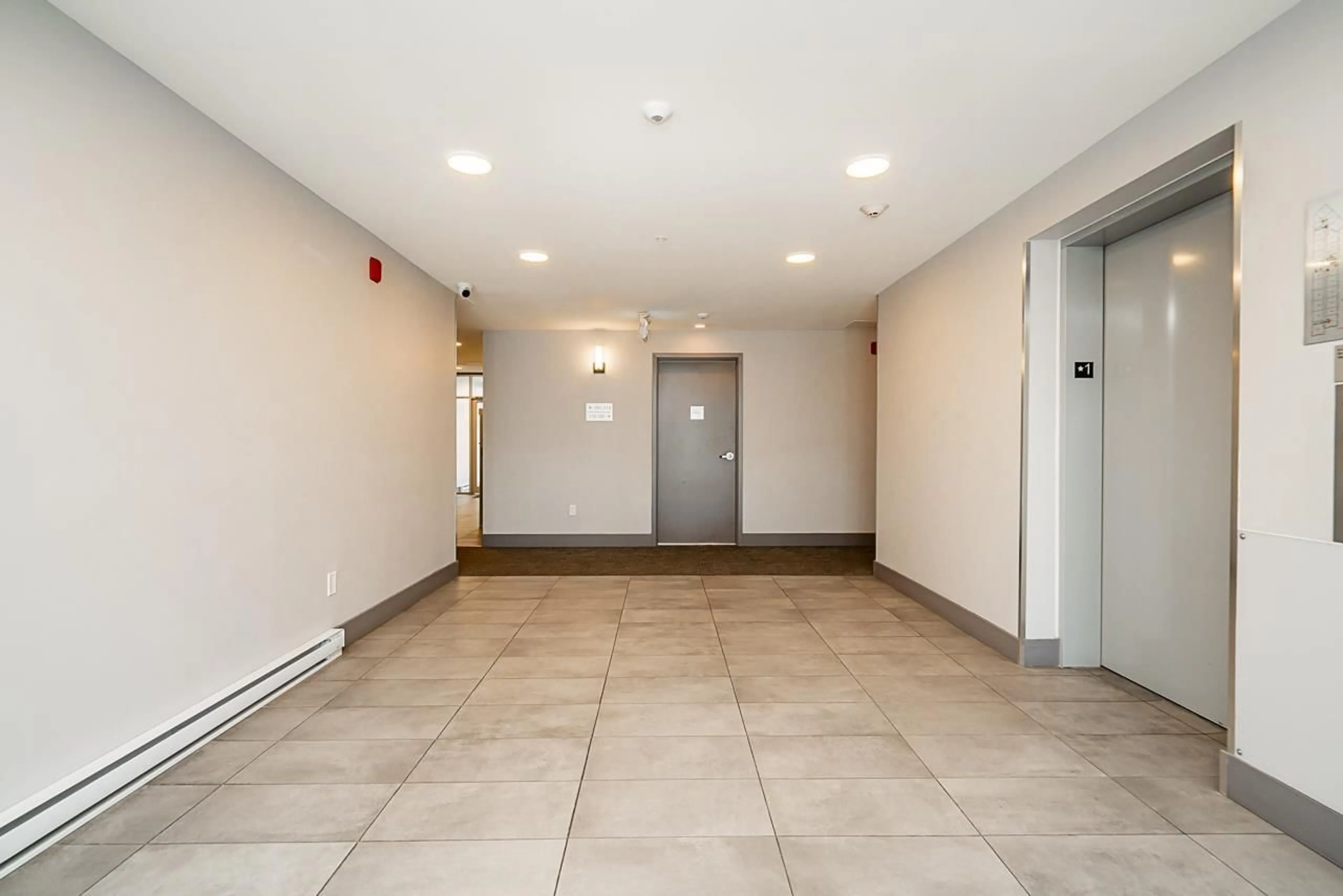 Indoor foyer, not visible floor for 115 5486 199A STREET, Langley British Columbia V3A0N6