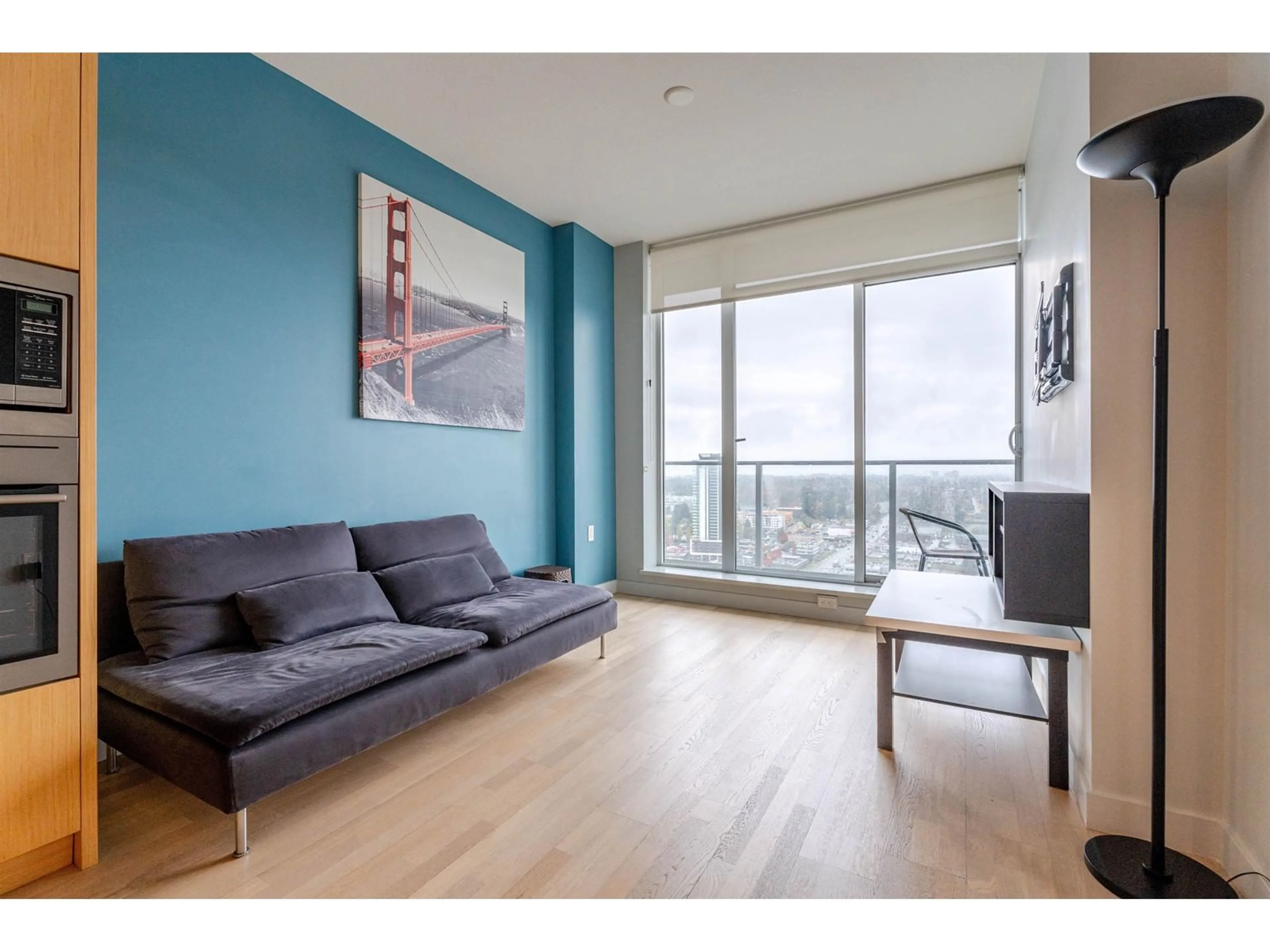 Living room, wood floors for 3203 13495 CENTRAL AVENUE, Surrey British Columbia V3T0K2