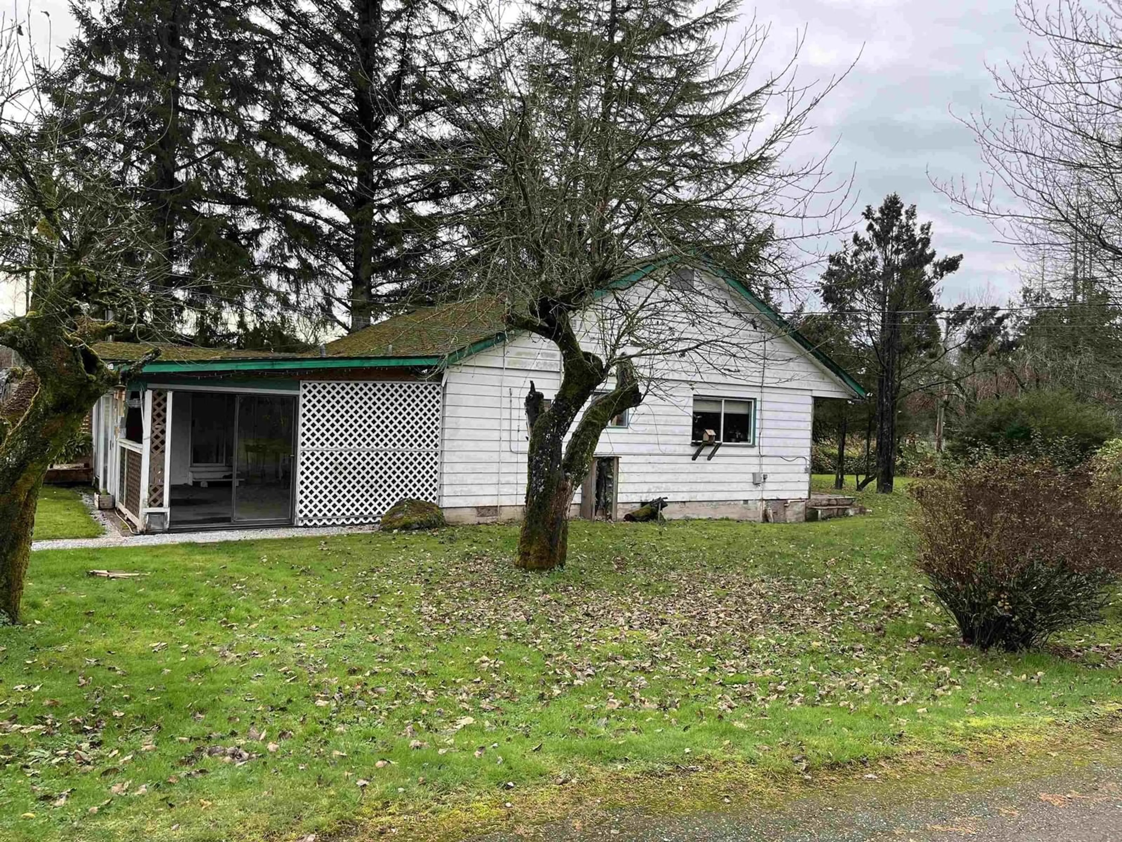 Shed for 4338 216, Langley British Columbia V3A8P4
