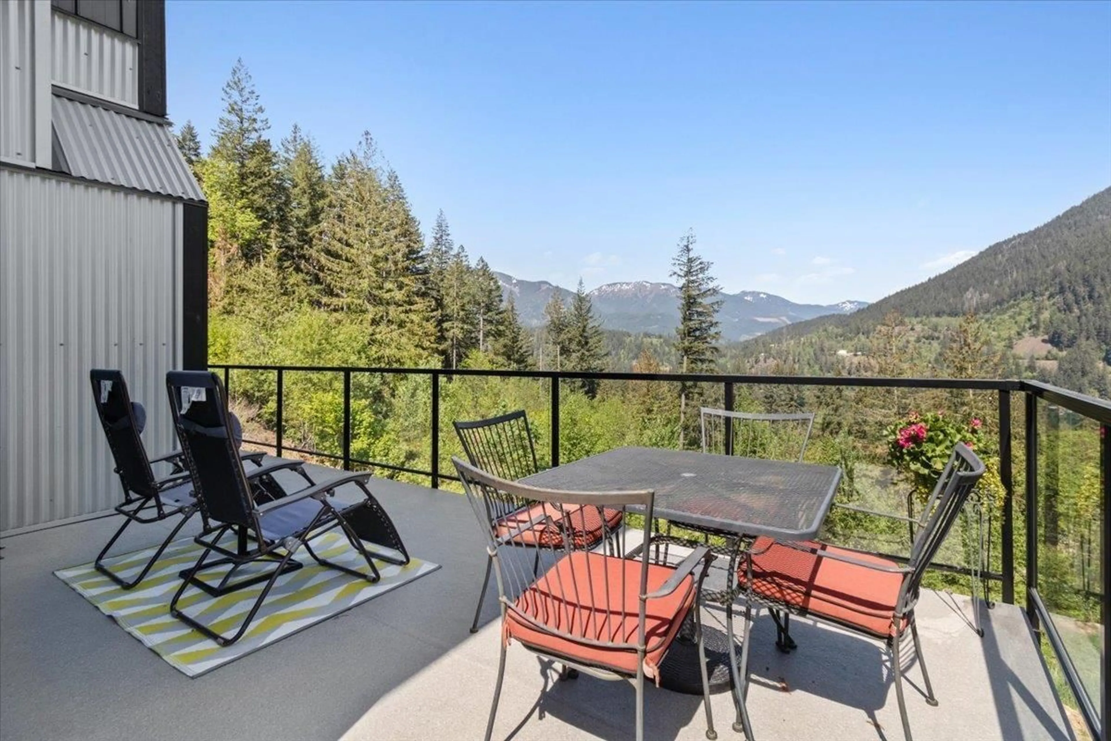 Patio, the view of mountain for 66418 OTHELLO ROAD, Hope British Columbia V0X1L1