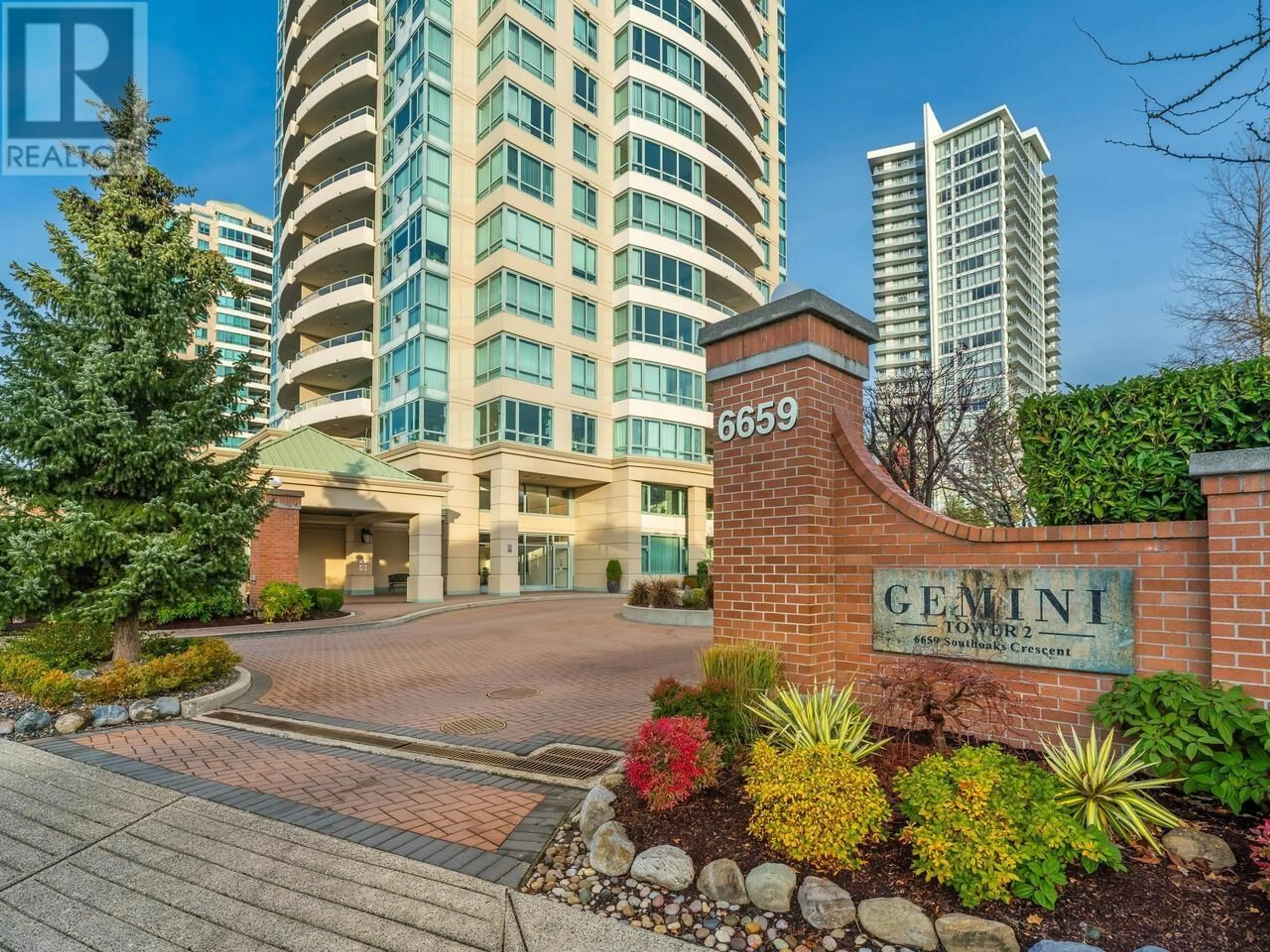 Unknown for 1303 - 6659 SOUTHOAKS CRESCENT, Burnaby British Columbia V5E4M9