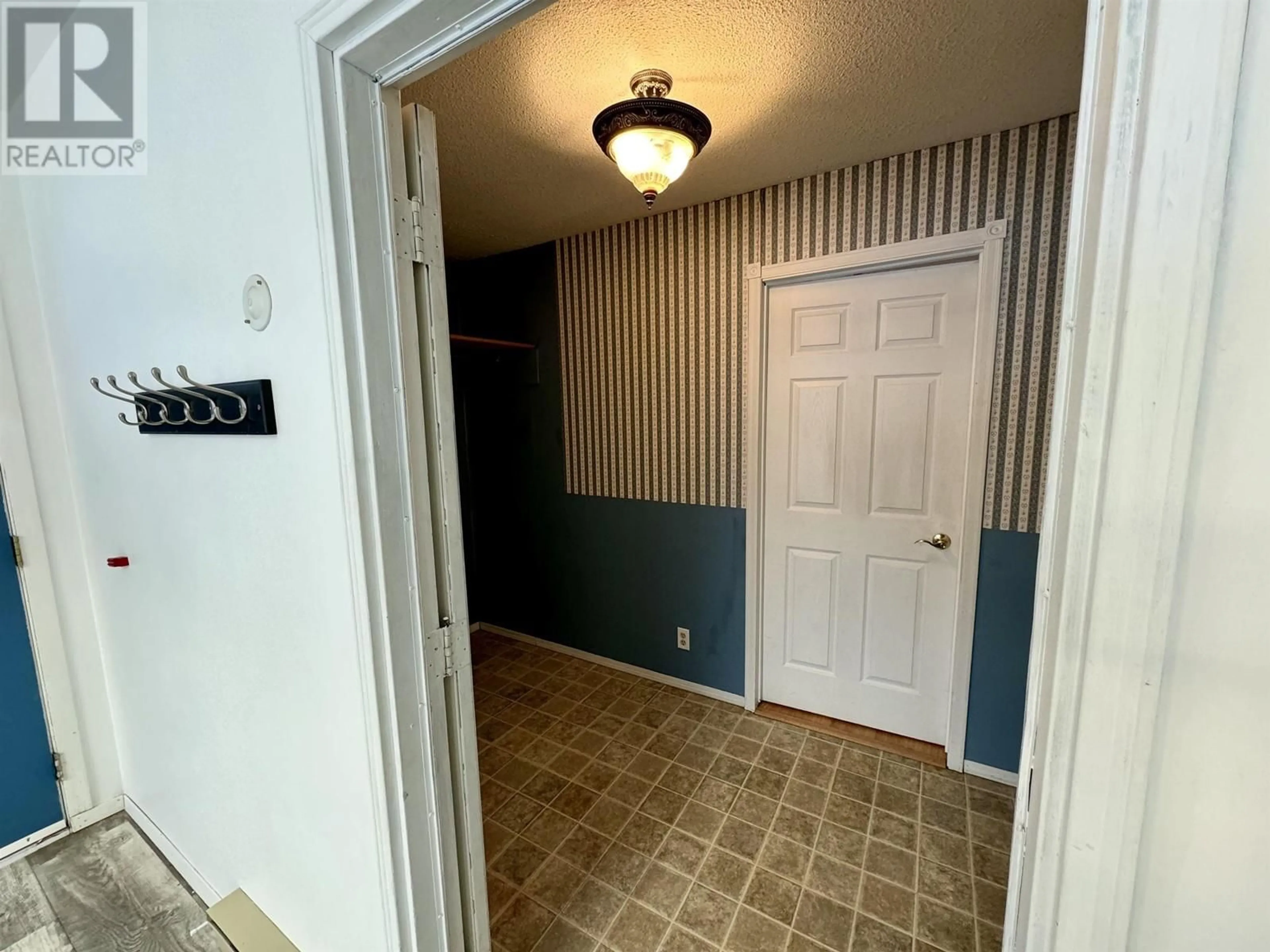 Indoor entryway, unknown floor for 1883 CRUISE DRIVE, Vanderhoof British Columbia V0J3A0