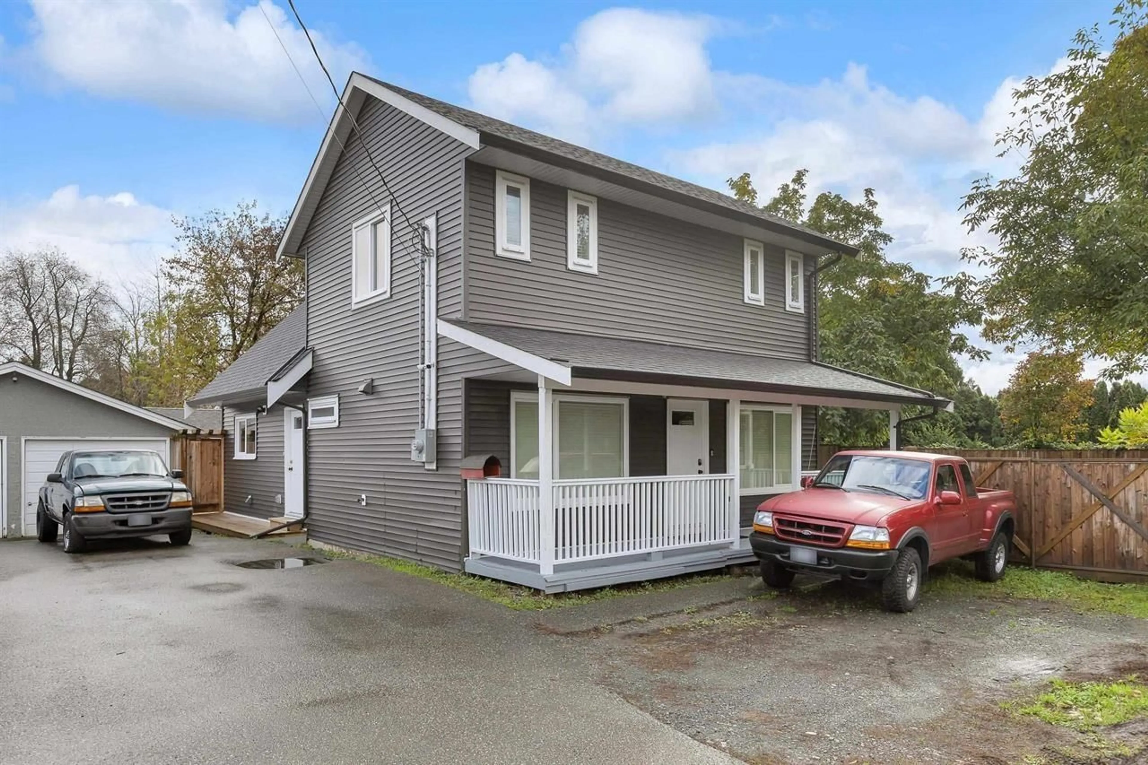 Frontside or backside of a home, cottage for 9088 BROADWAY STREET, Chilliwack British Columbia V2P5W3