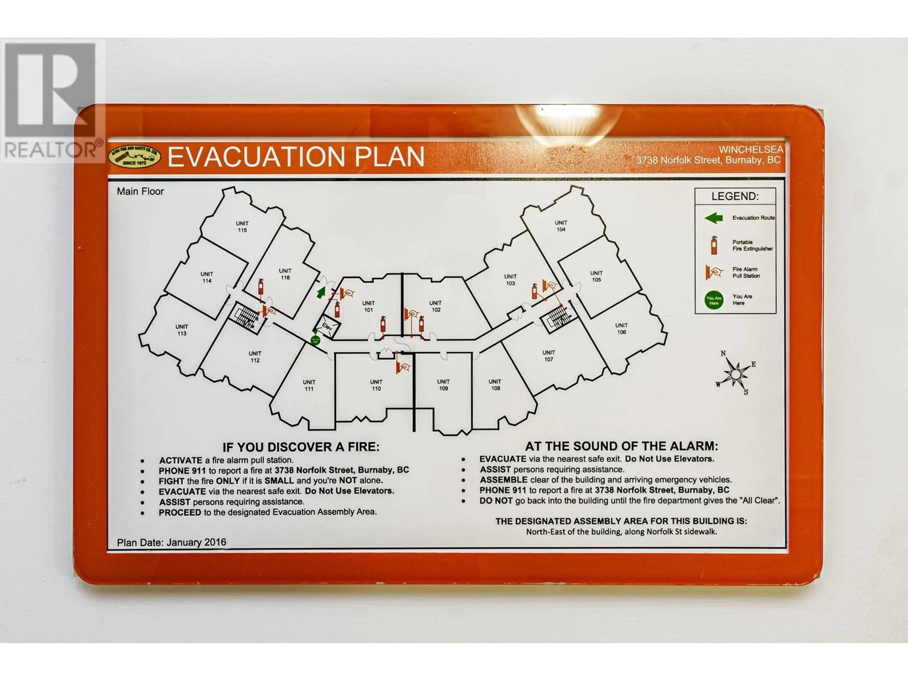 Floor plan for 109 3738 NORFOLK STREET, Burnaby British Columbia V5G4V4